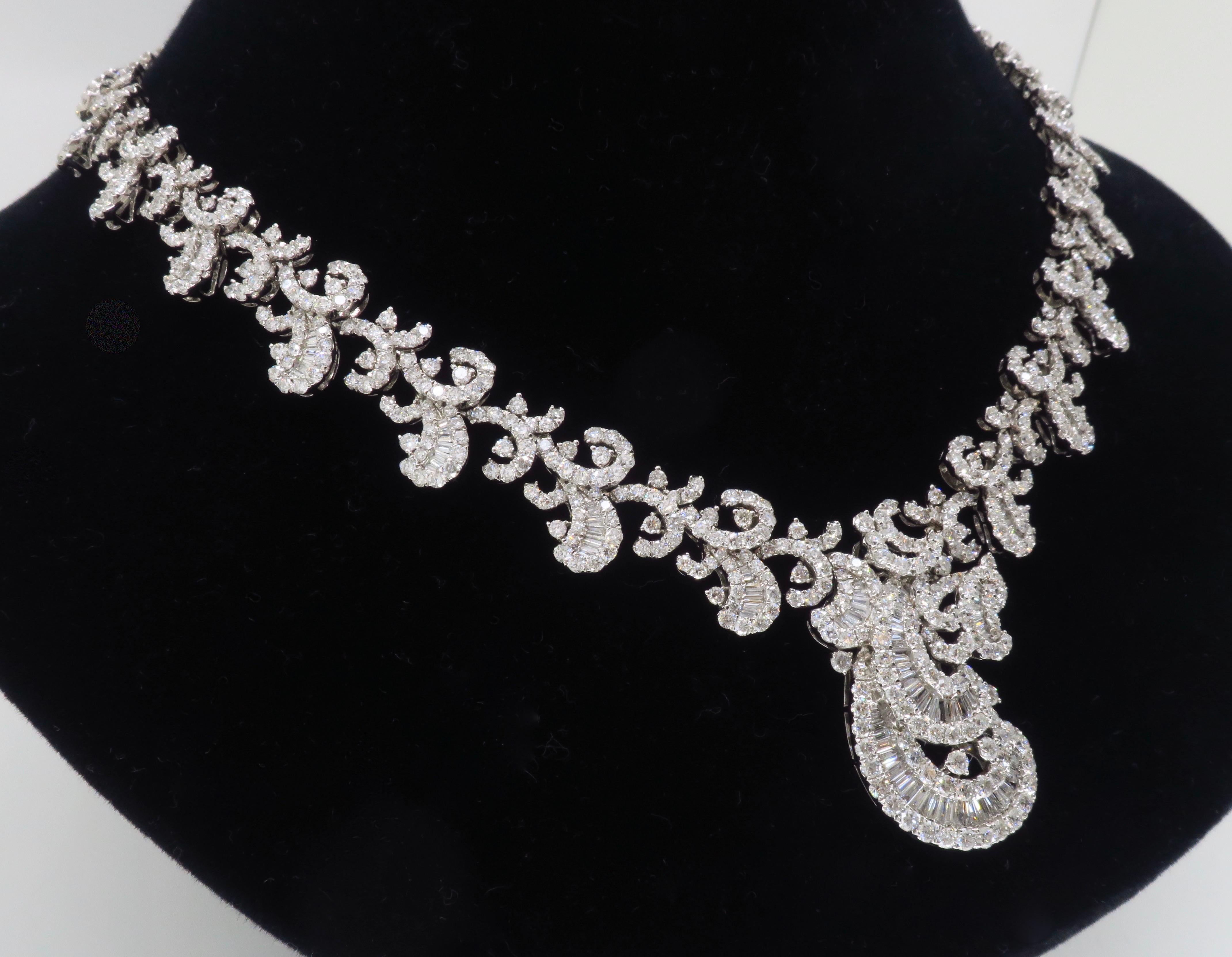 Highly Detailed 18.96CTW Diamond Necklace Made in 18k White Gold  In New Condition For Sale In Webster, NY