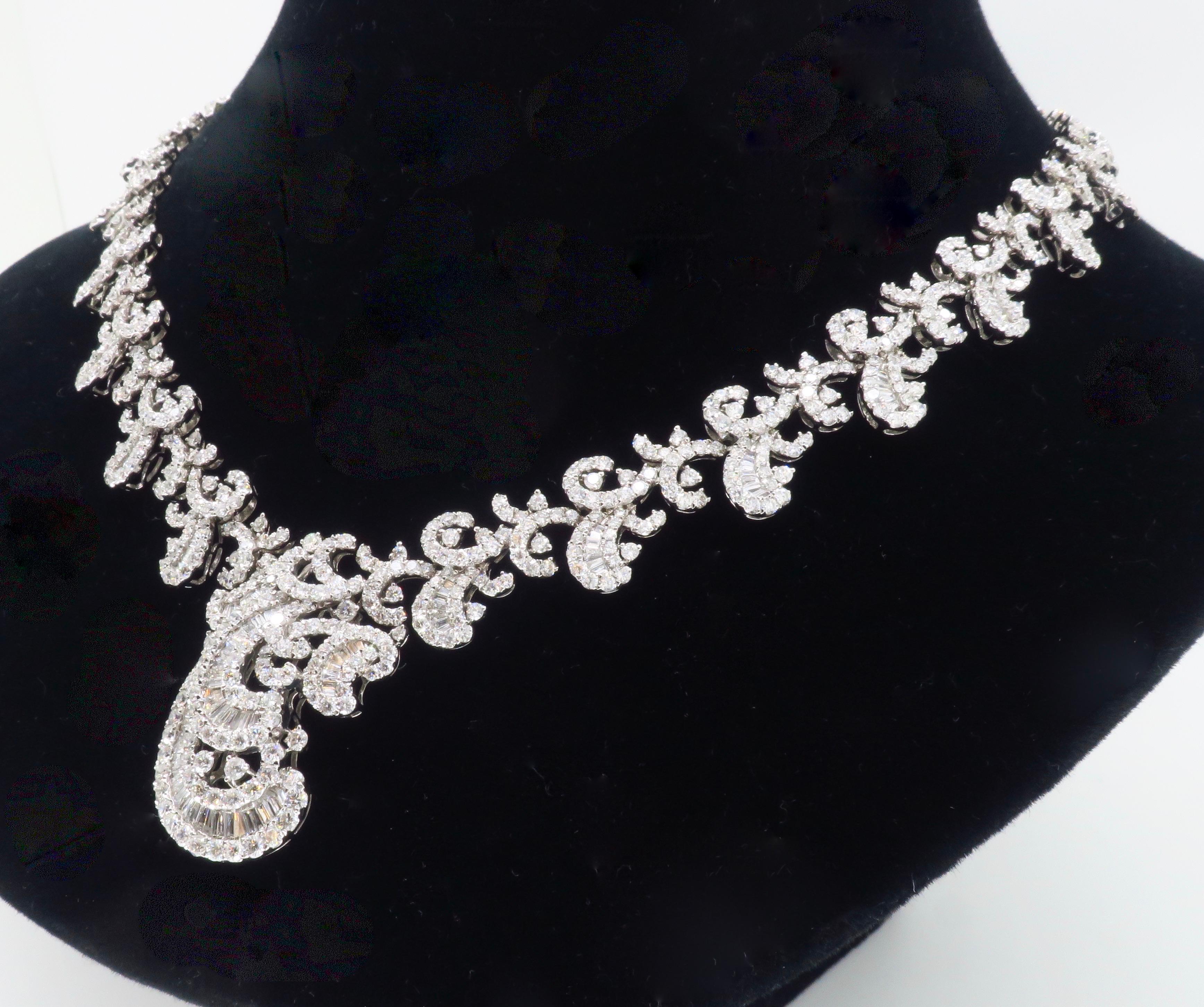 Highly Detailed 18.96CTW Diamond Necklace Made in 18k White Gold  For Sale 1