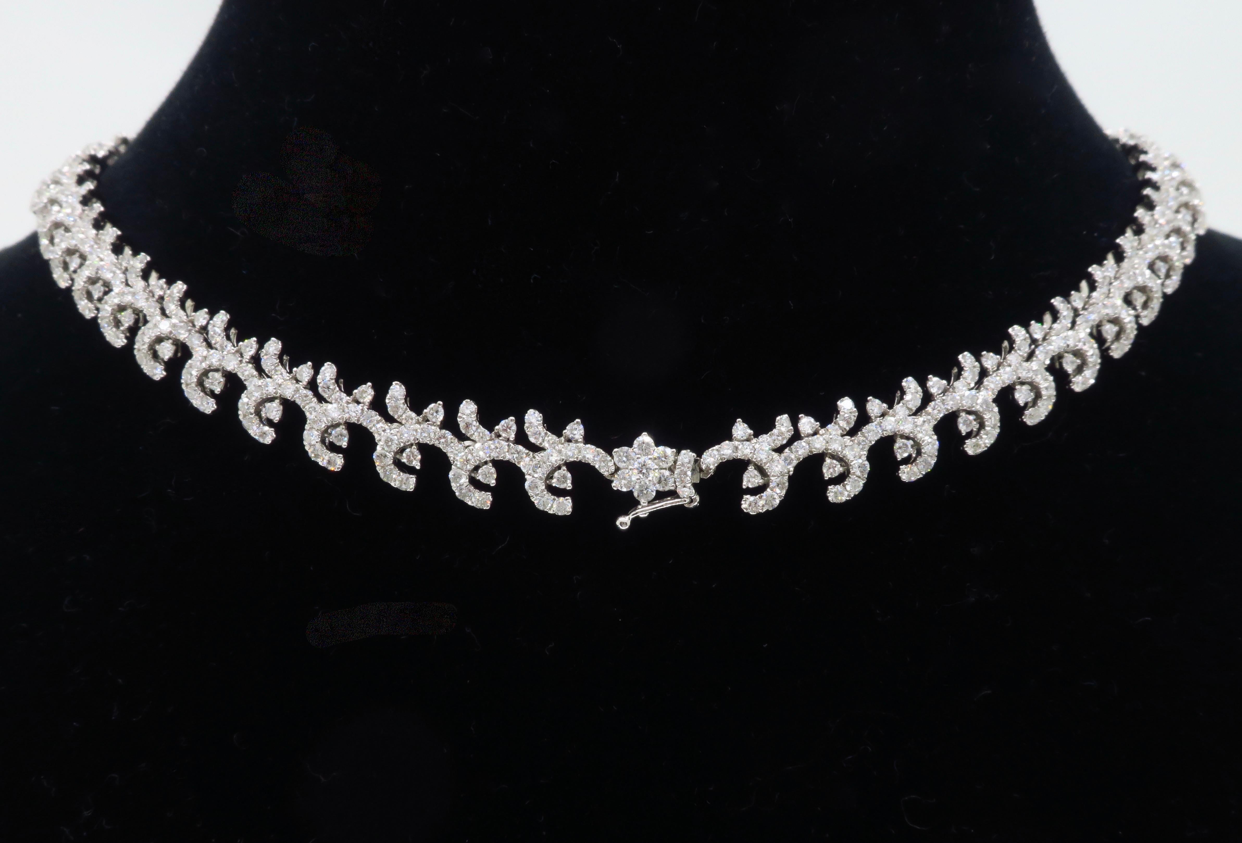 Highly Detailed 18.96CTW Diamond Necklace Made in 18k White Gold  For Sale 4