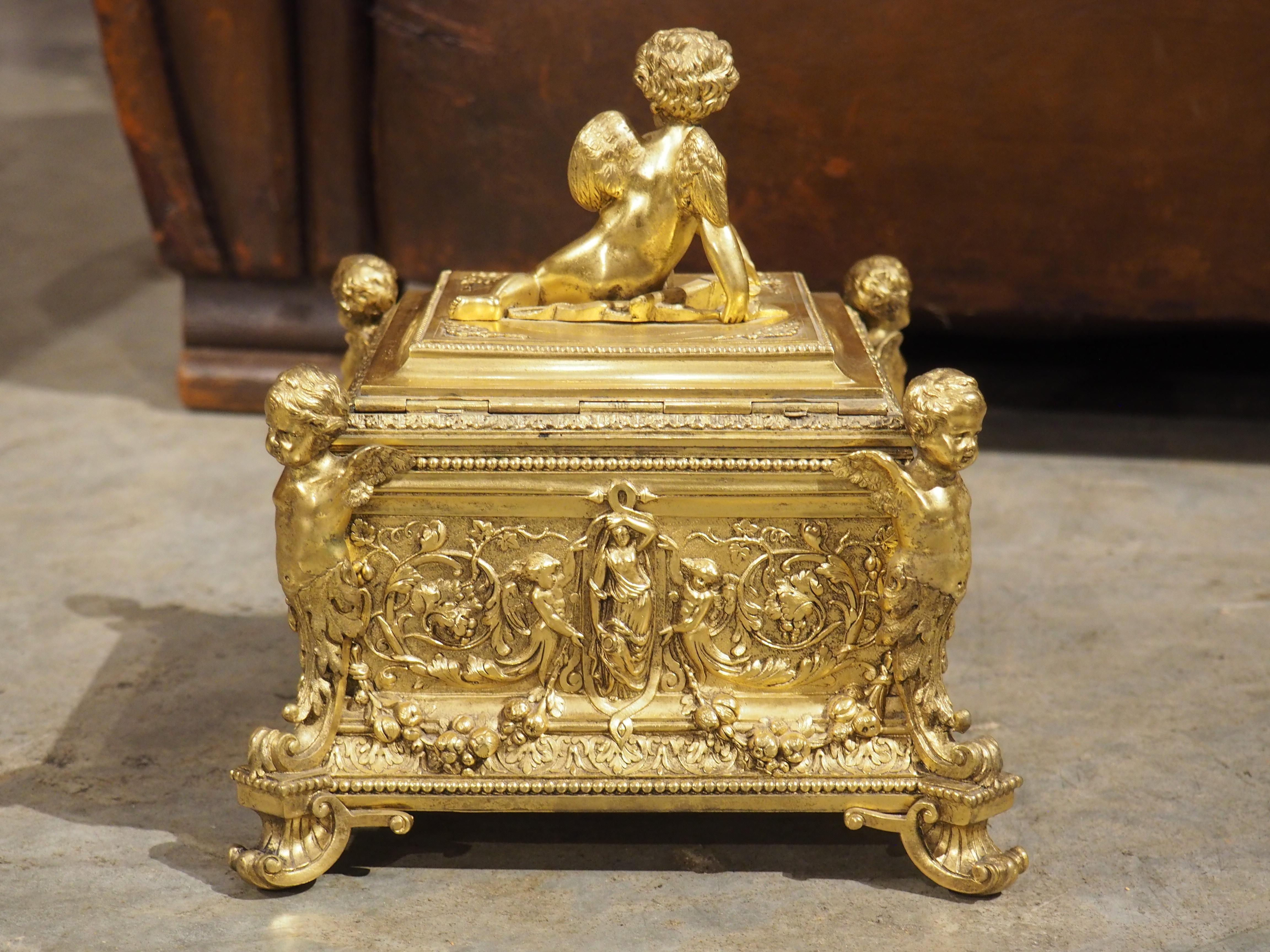 Highly Detailed Antique French Gilt Bronze Coffret, Jewel Box, Paris, Circa 1880 6