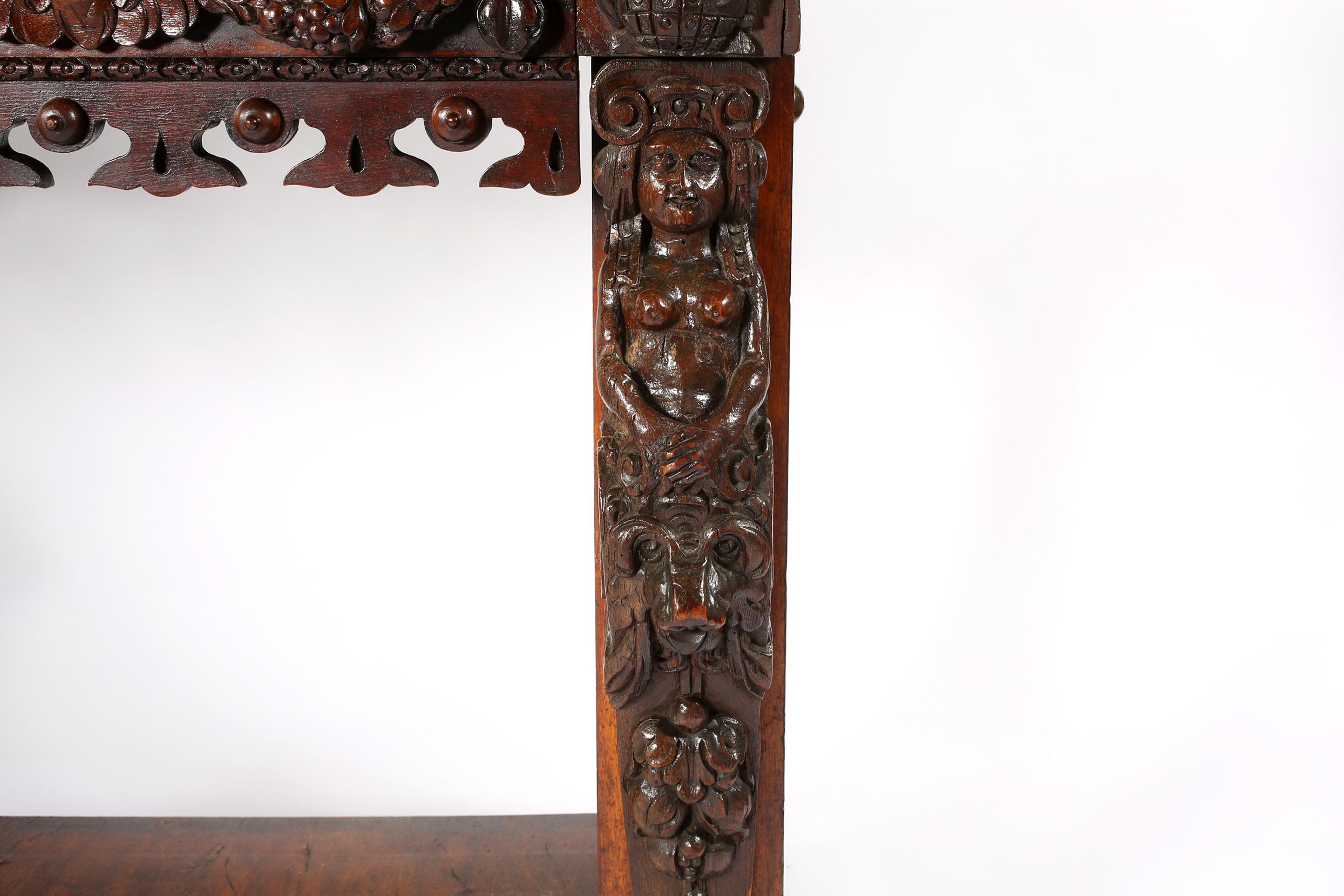 Highly Hand Carved 19th Century Mahogany Sideboard Cabinet For Sale 3