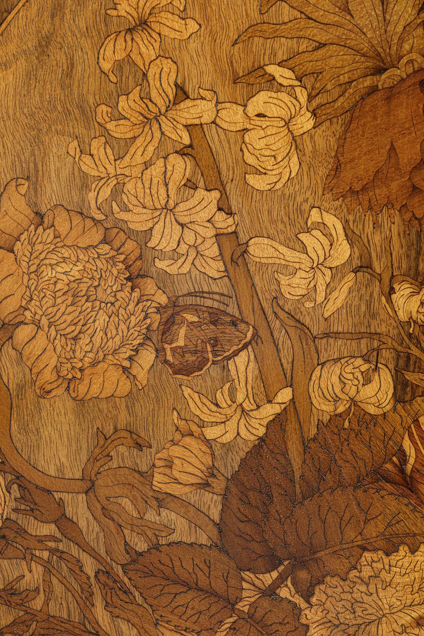 Highly Important Dutch Floral Marquetry Cabinet by Jan van Mekeren, circa 1700 For Sale 7
