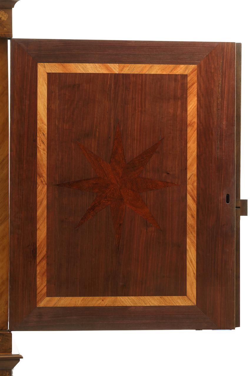 Inlay Highly Important Dutch Floral Marquetry Cabinet by Jan van Mekeren, circa 1700 For Sale