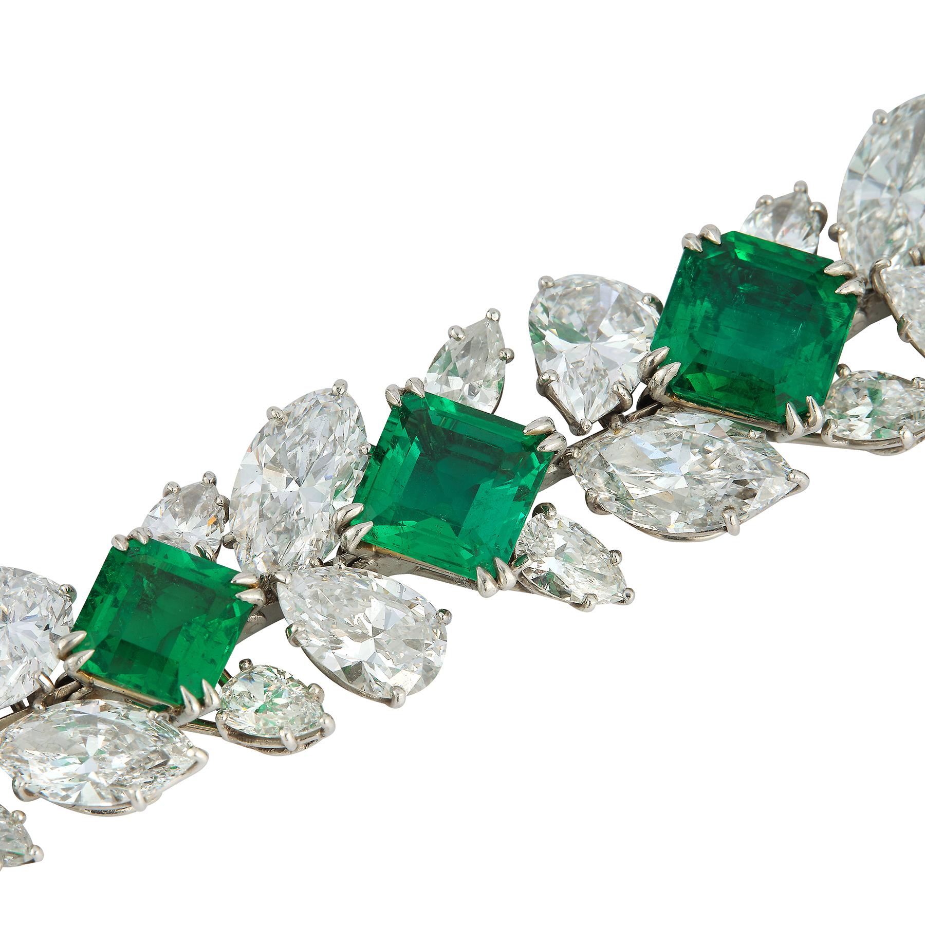 Highly Important Emerald and Diamond Bracelet by Harry Winston In Excellent Condition In New York, NY