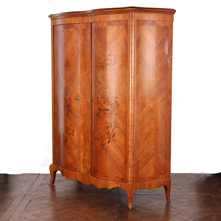 Highly Inlaid French Serpentine Louis XV Style Armoire 1
