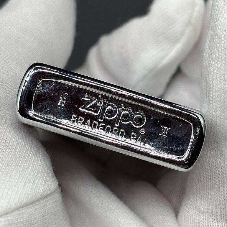 Hochglanzpoliertes emailliertes 1955 Cadillac H6 Zippo Feuerzeug in Originalverpackung im Angebot 1