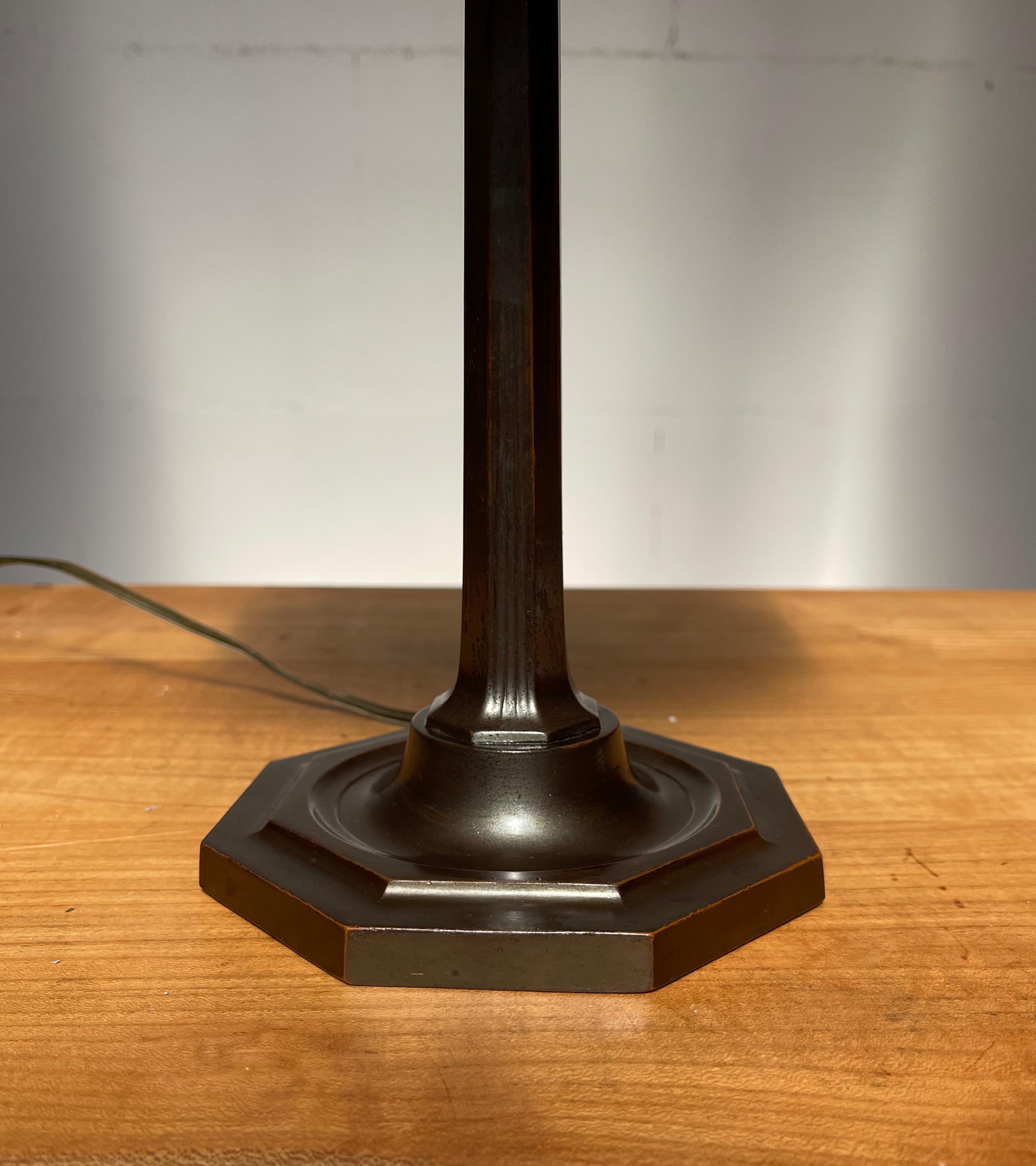 20th Century Highly Stylish and Timeless Design Arts and Crafts Era Bronze Table or Desk Lamp