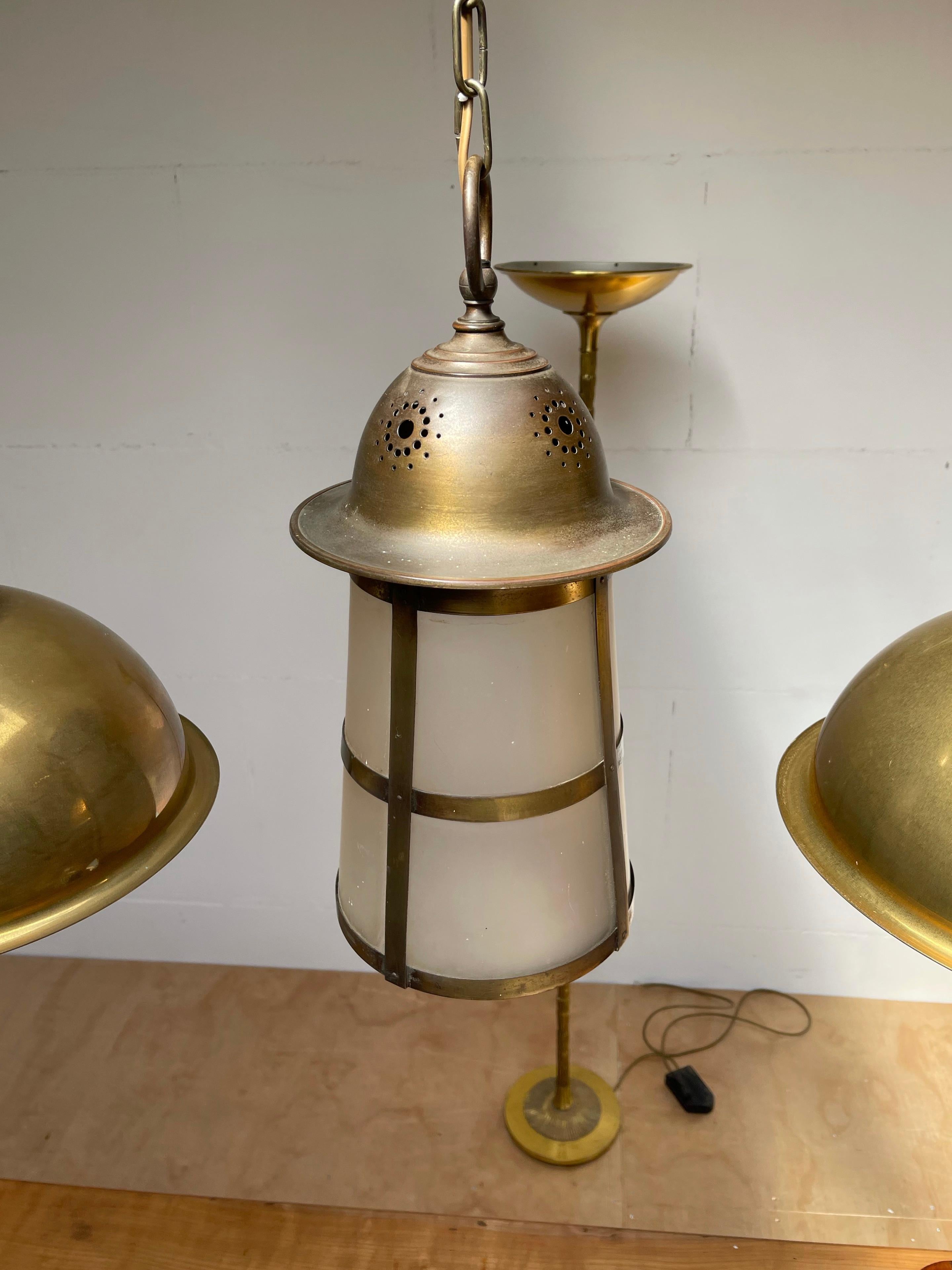 Highly Stylish Brass and Glass Arts & Crafts Pendant Light, 1910 Berlage Style In Good Condition In Lisse, NL