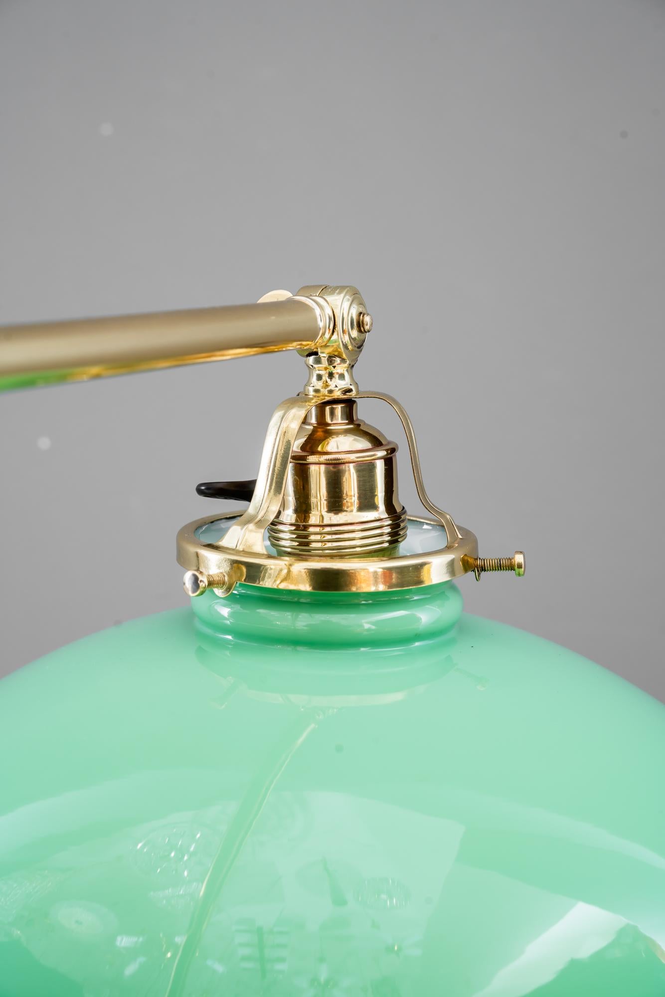 Autrichien Lampadaire art déco ajustable et sviweling vienne vers 1920 en vente