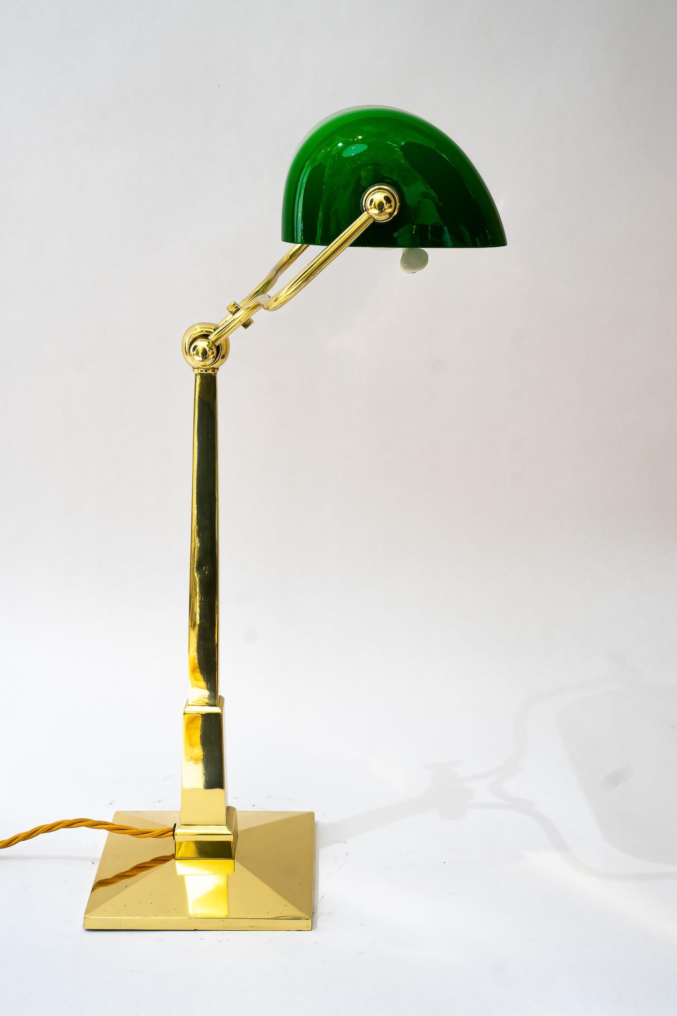 Lacquered Hight adjustable art deco sviweling banker lamp vienna around 1920s For Sale