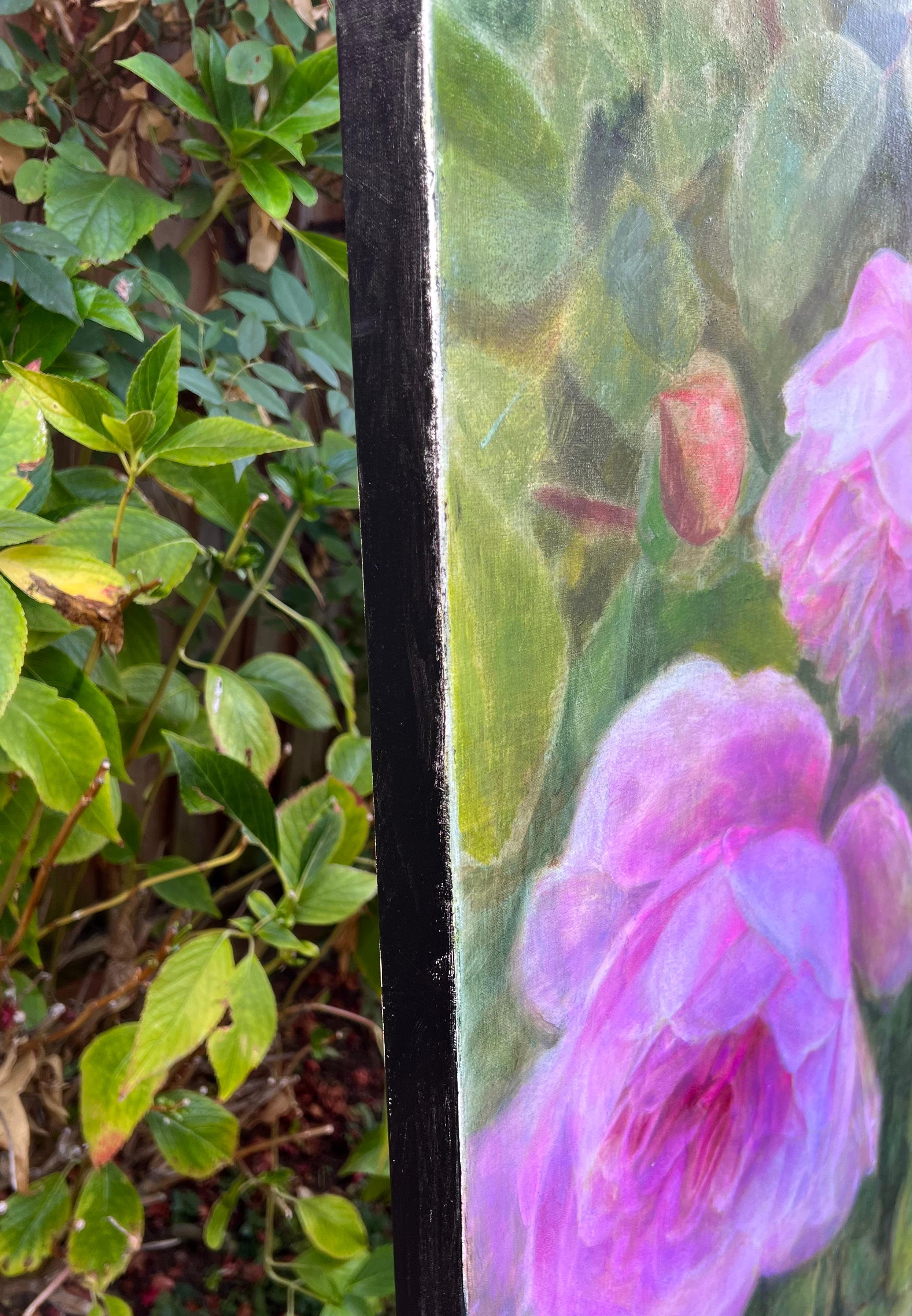 <p>Artist Comments<br>Beneath the bright sunlight, the roses and leaves shine vibrantly. The flowers' edges are wrapped in a soft glow, and the lush greens burst with a natural radiance. The way colors and light mix together brings a luminous effect