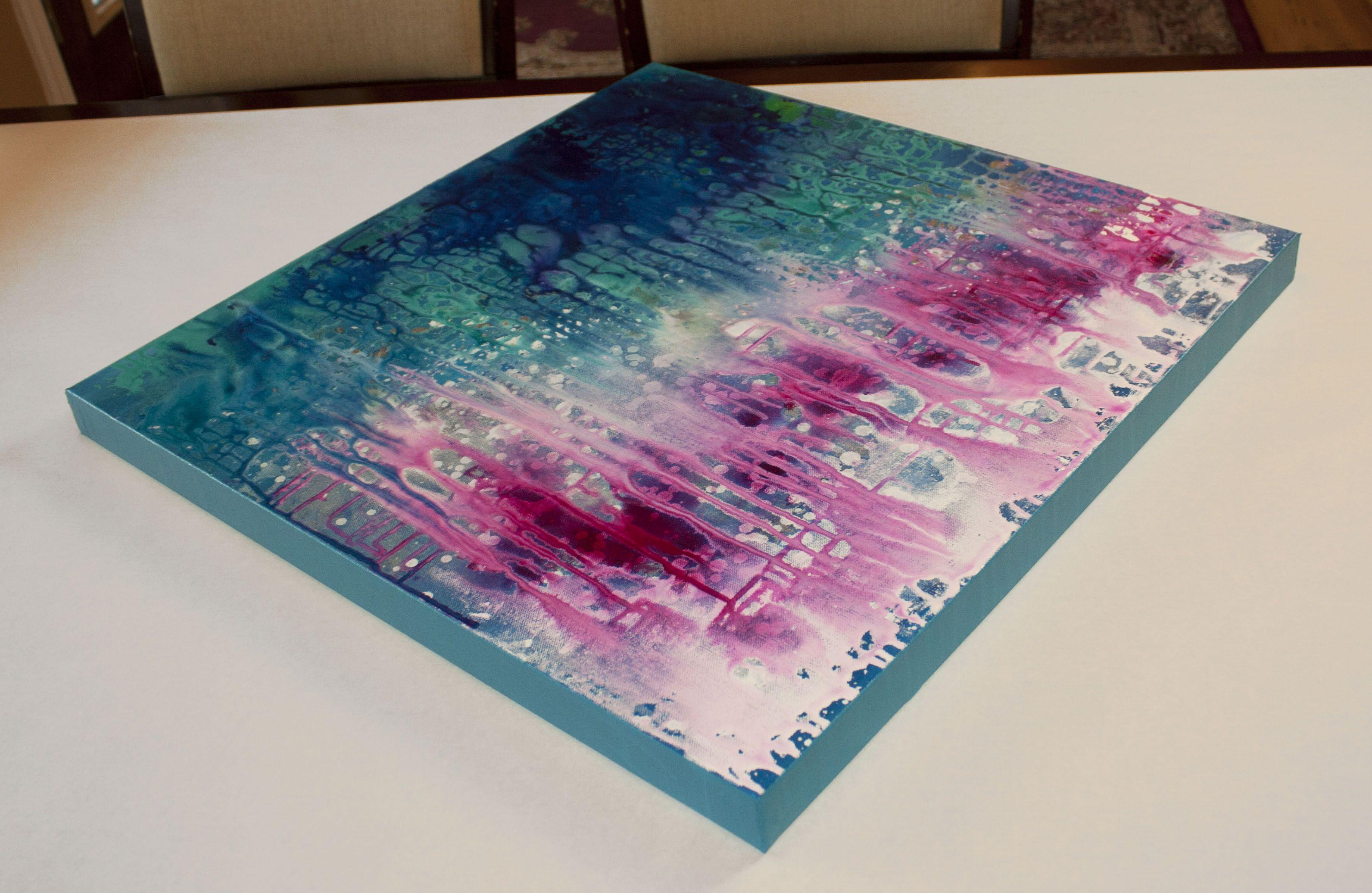 Connection è un dipinto originale, realizzato con colori acrilici su tela avvolta in una galleria. Ha una larghezza di 24 pollici e un'altezza di 24 pollici con una profondità di 1,5 pollici (24x24x1,5).    I colori utilizzati nel dipinto sono il