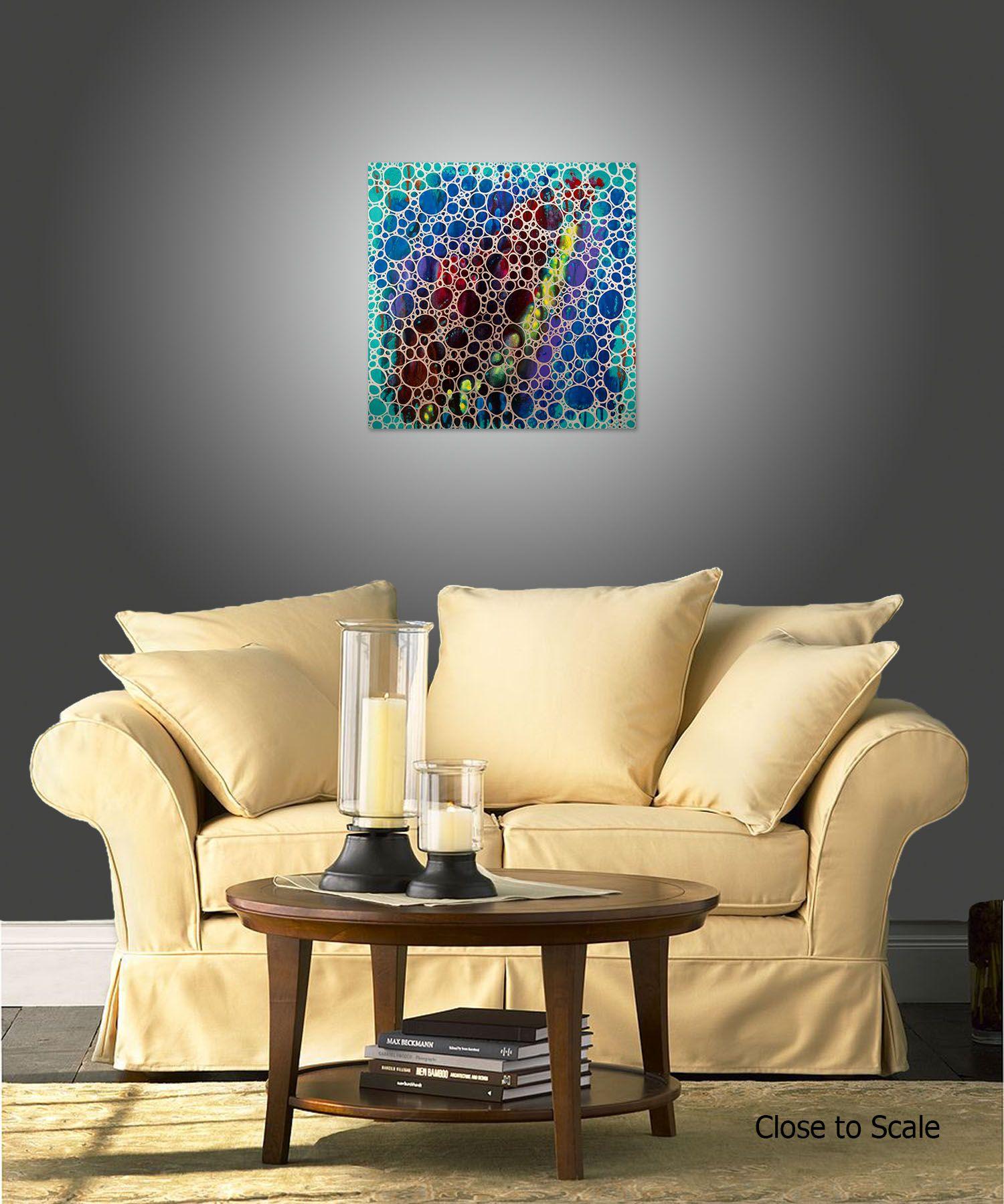 Dimension 28 ist ein originelles, modernes Gemälde aus der Serie Geometric Abstract. Dieses einmalige Gemälde wurde mit Acrylfarbe auf galerieumwickelter Leinwand gemalt. Es hat eine Breite von 24 Zoll und eine Höhe von 24 Zoll mit einer Tiefe von