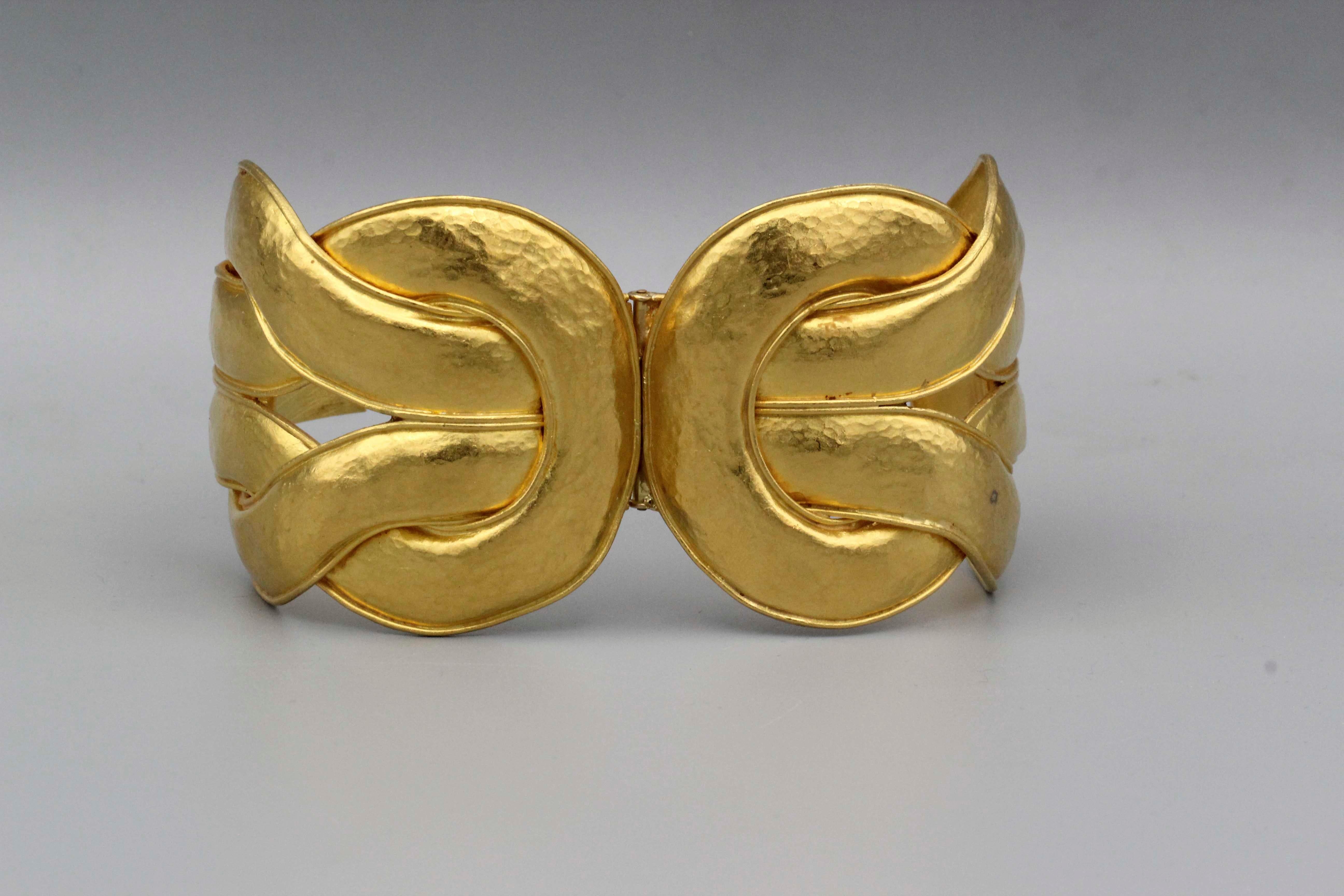 Women's Hilat 24k Yellow Gold Heracles Cuff Bracelet