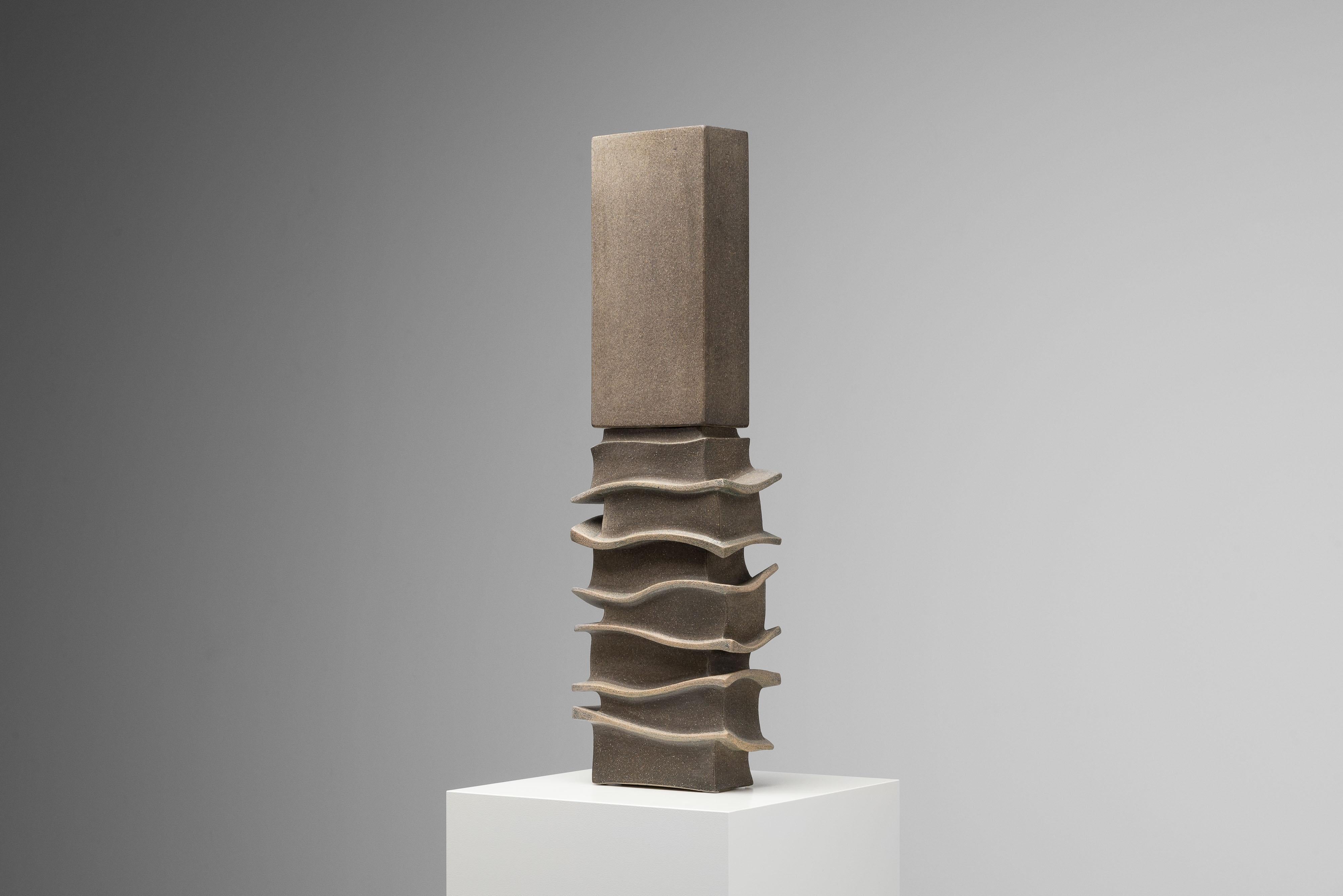 Olandese Hilbert Boxem scultura astratta in gres Paesi Bassi 1977 in vendita