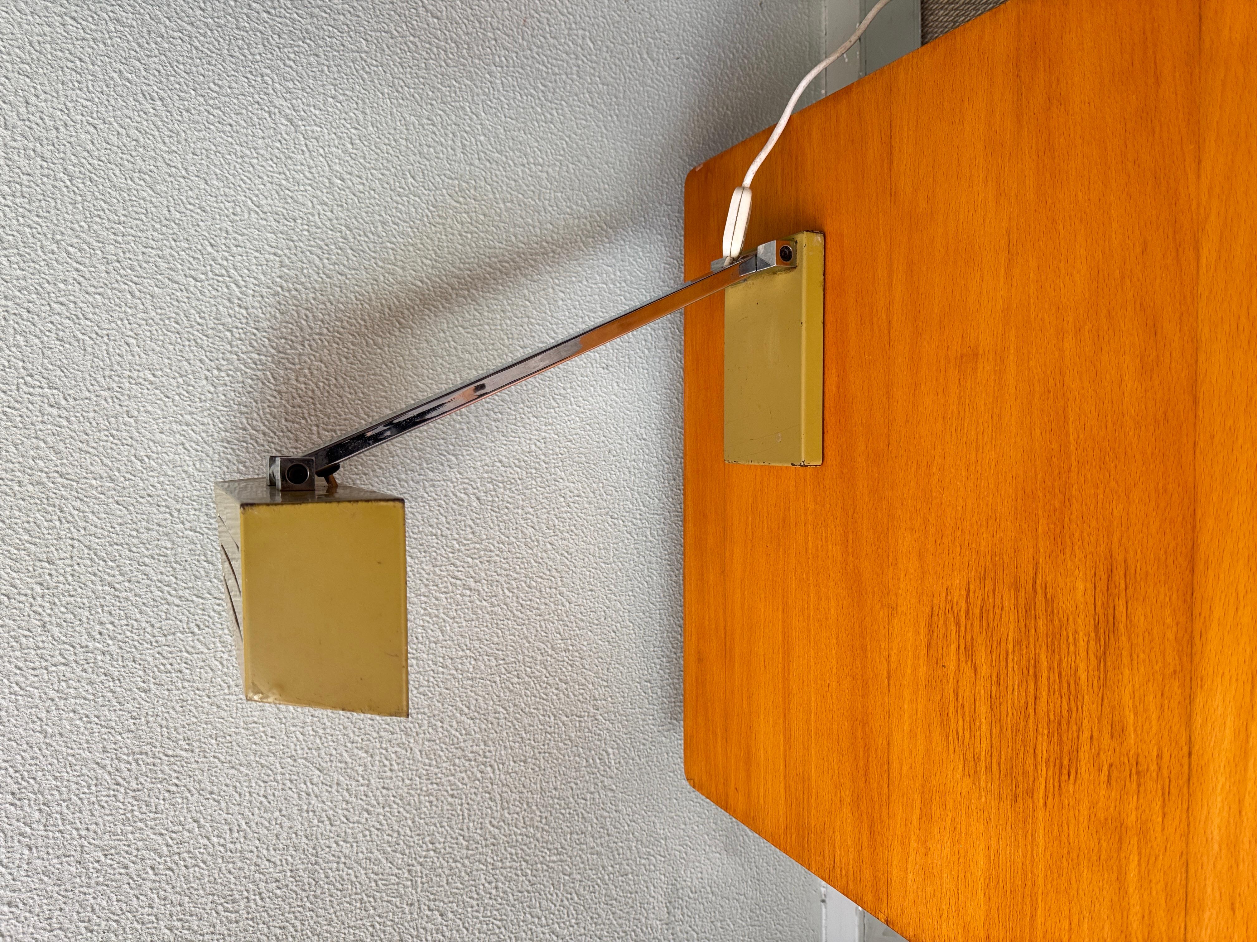 Hilbrand 1970s Geometric Table Lamp Yellow Metal Shade Chrome Stem Modernist For Sale 9