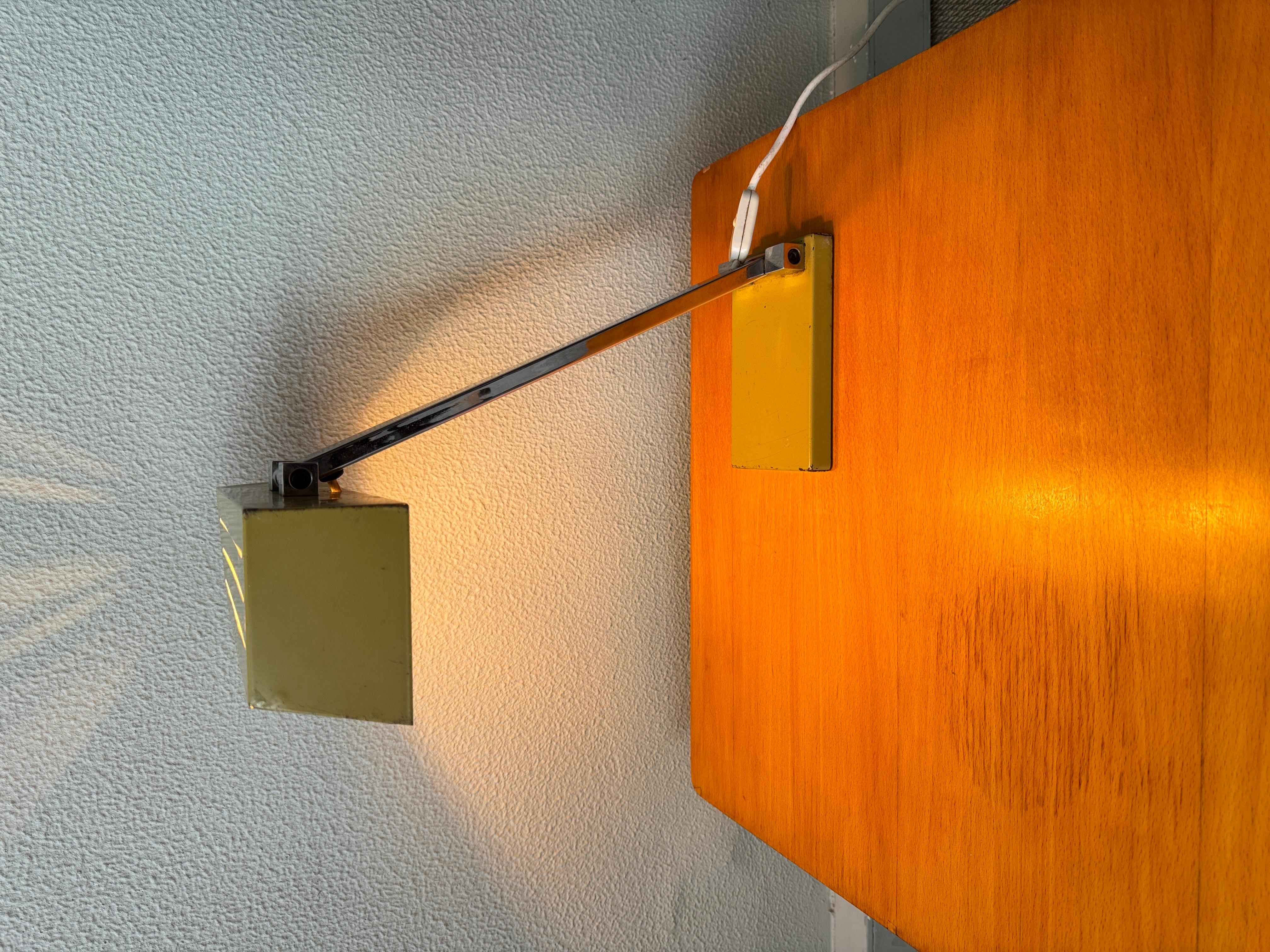 Hilbrand 1970s Geometric Table Lamp Yellow Metal Shade Chrome Stem Modernist For Sale 10
