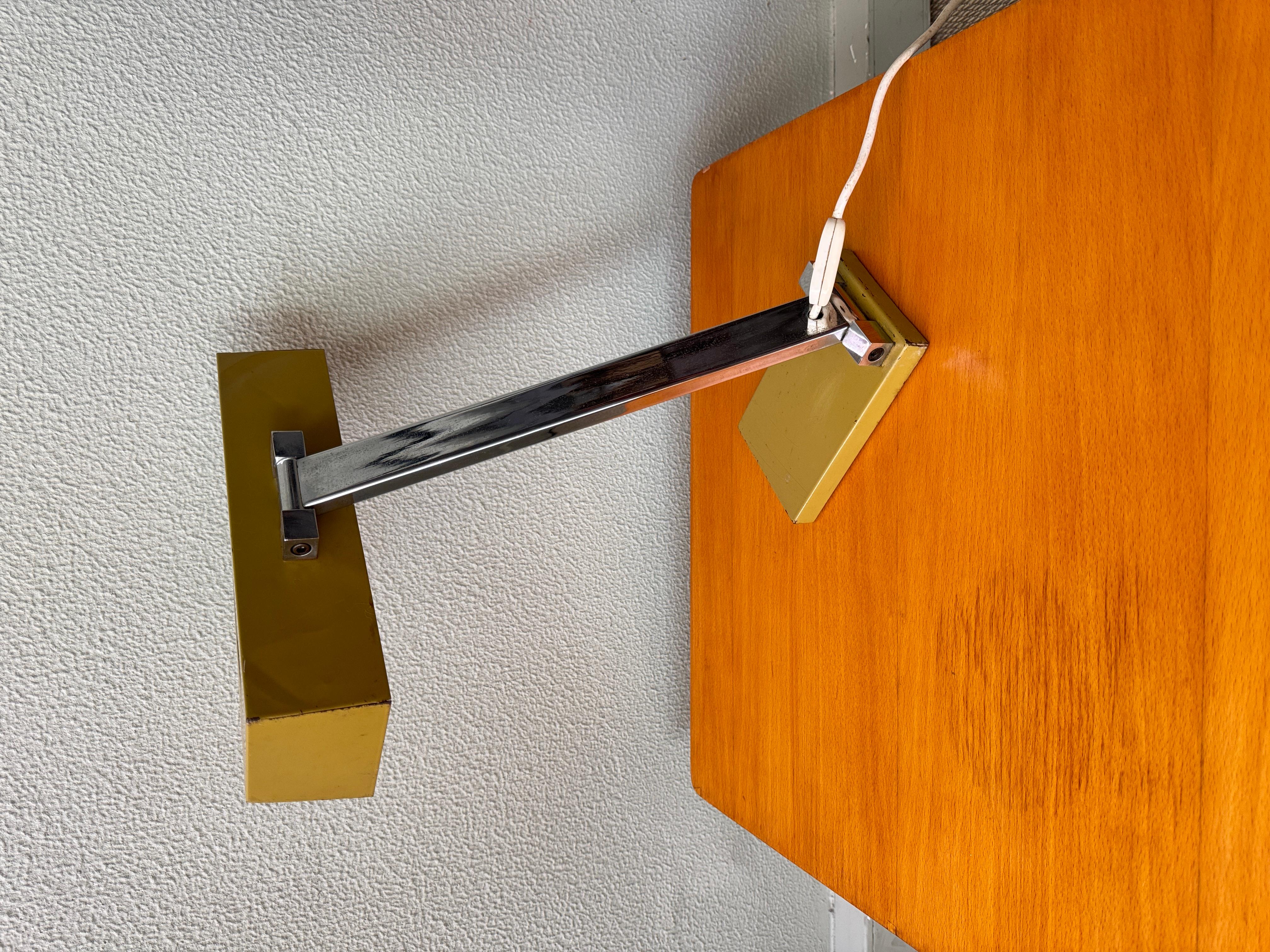 Hilbrand 1970s Geometric Table Lamp Yellow Metal Shade Chrome Stem Modernist For Sale 11