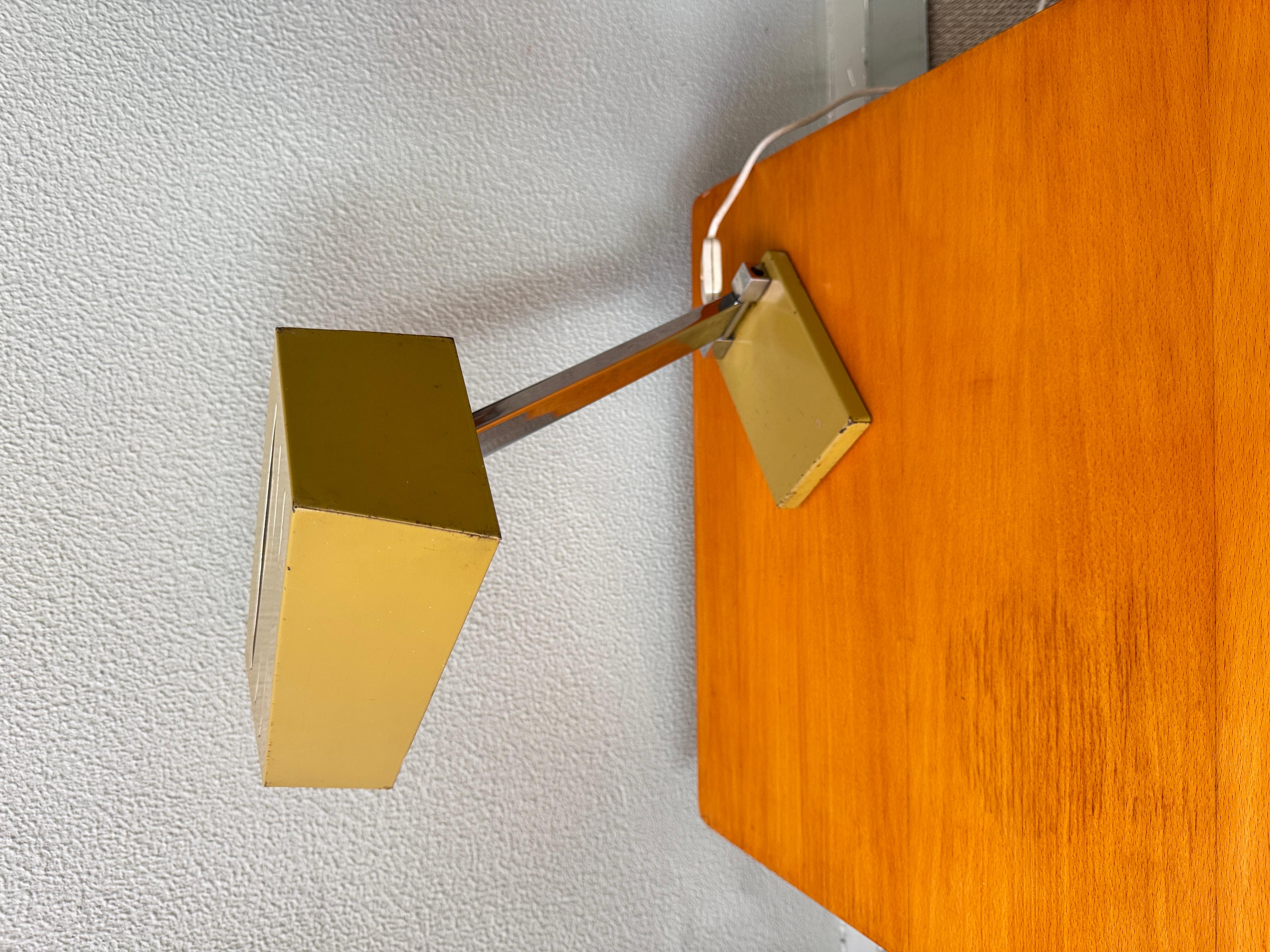 Late 20th Century Hilbrand 1970s Geometric Table Lamp Yellow Metal Shade Chrome Stem Modernist For Sale
