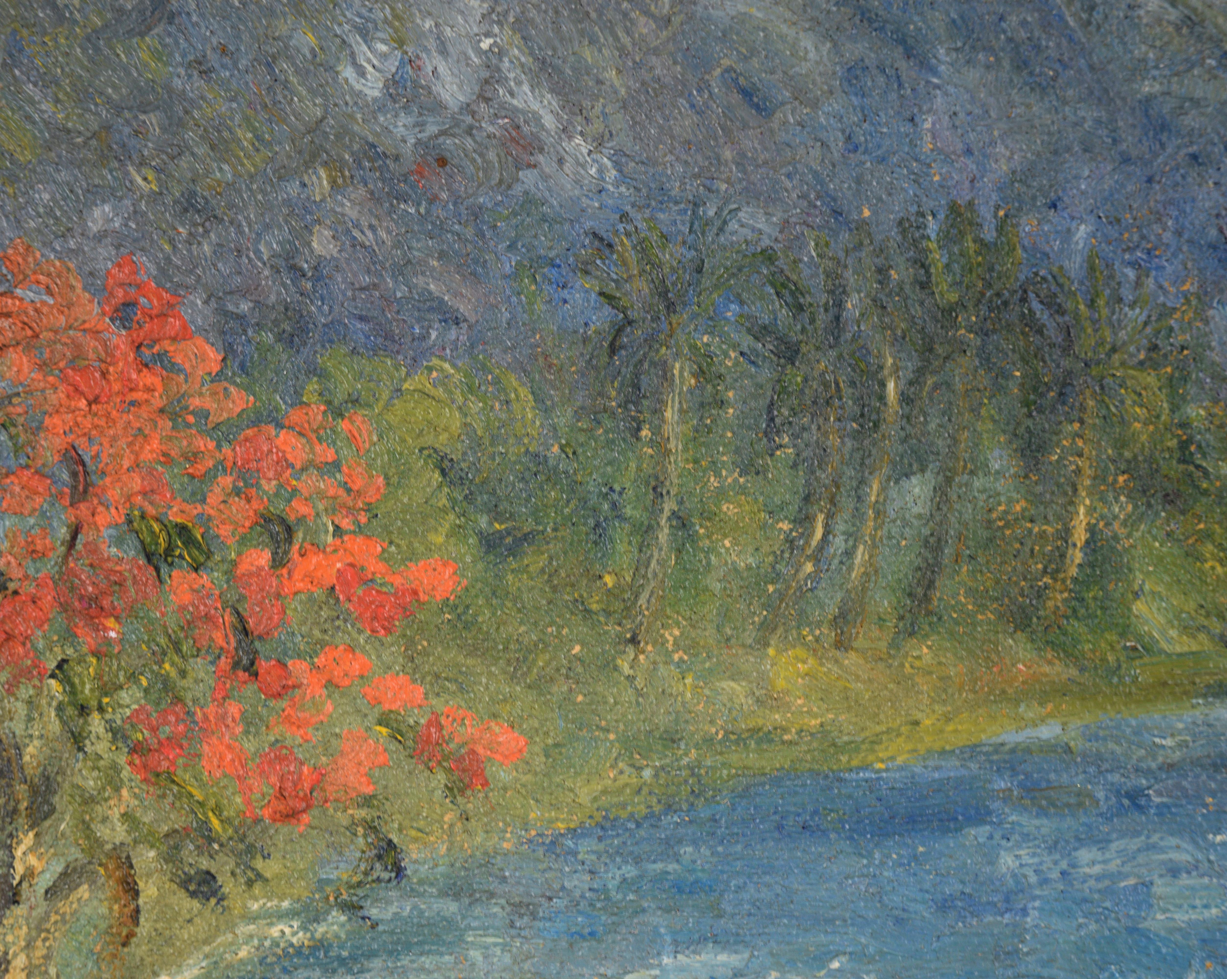 Raffigurazione serena di barche sulla riva da parte di Hildegarde Hamilton (americano, 1989-1970). Questo bellissimo paesaggio costiero di metà secolo mostra una piccola baia blu brillante circondata da palme, montagne e fiori selvatici colorati.