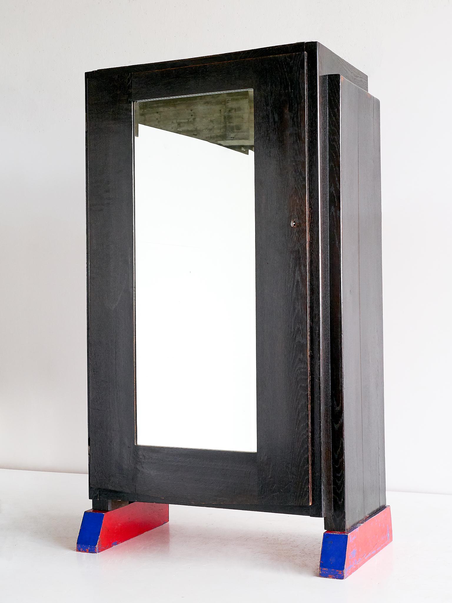 Hildo Krop Important Cabinet in Oak, Designed for His Own Home, De Stijl, 1930 For Sale 1