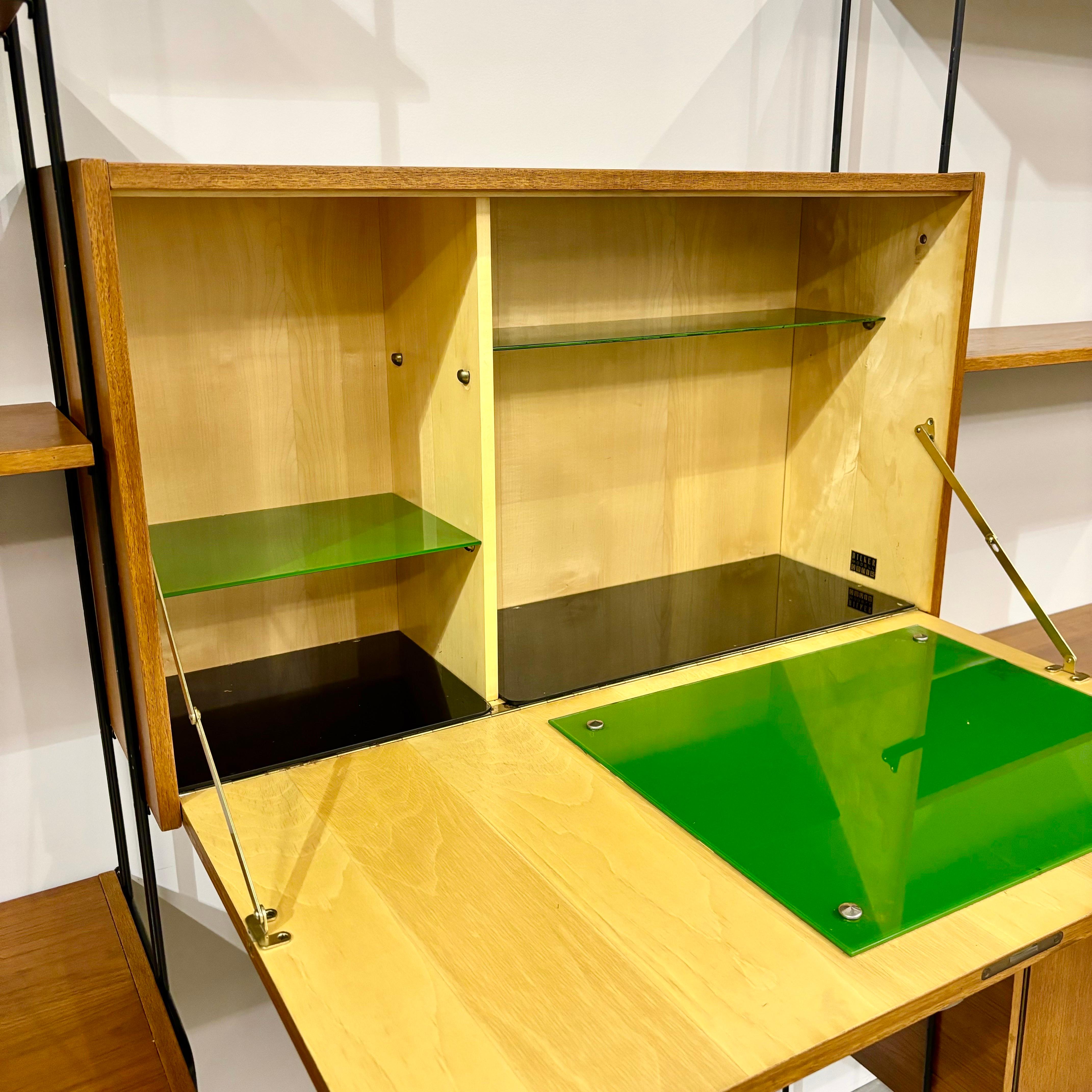 Mid Century Modern Hilker Furniture 4-Bay Wall Unit, Germany, 1960s In Good Condition For Sale In Raleigh, NC