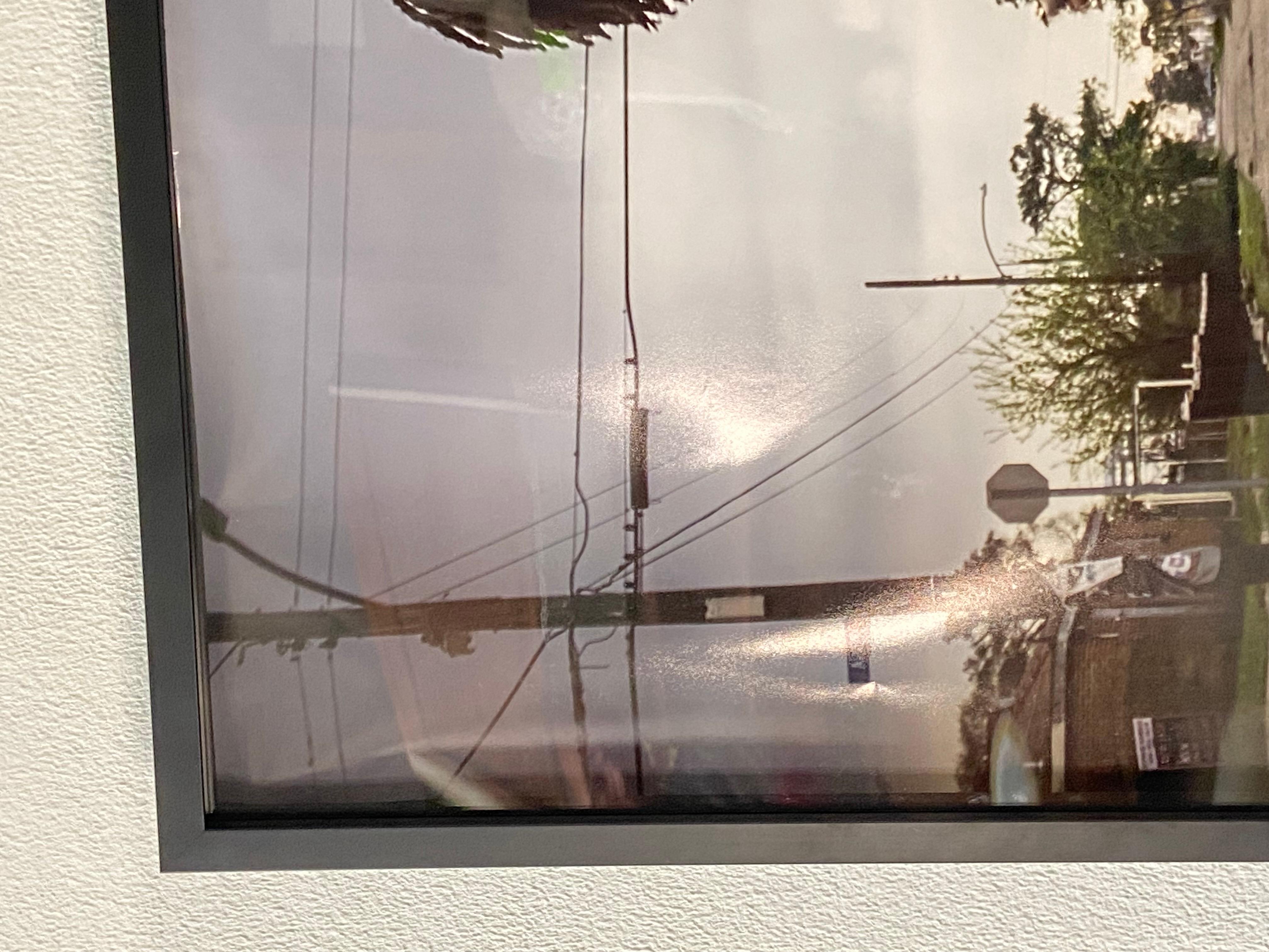 Hillary Bokor
Ohne Titel (Junge mit Basketball), 2015
Digitaldruck auf Epson Fotolackpapier
Gerahmt Abmessungen: 32 x 24,5 Zoll  (82.55 x 62.23 cm)
Bildabmessungen: 31,5 x 24 Zoll  (80 x 61 cm)