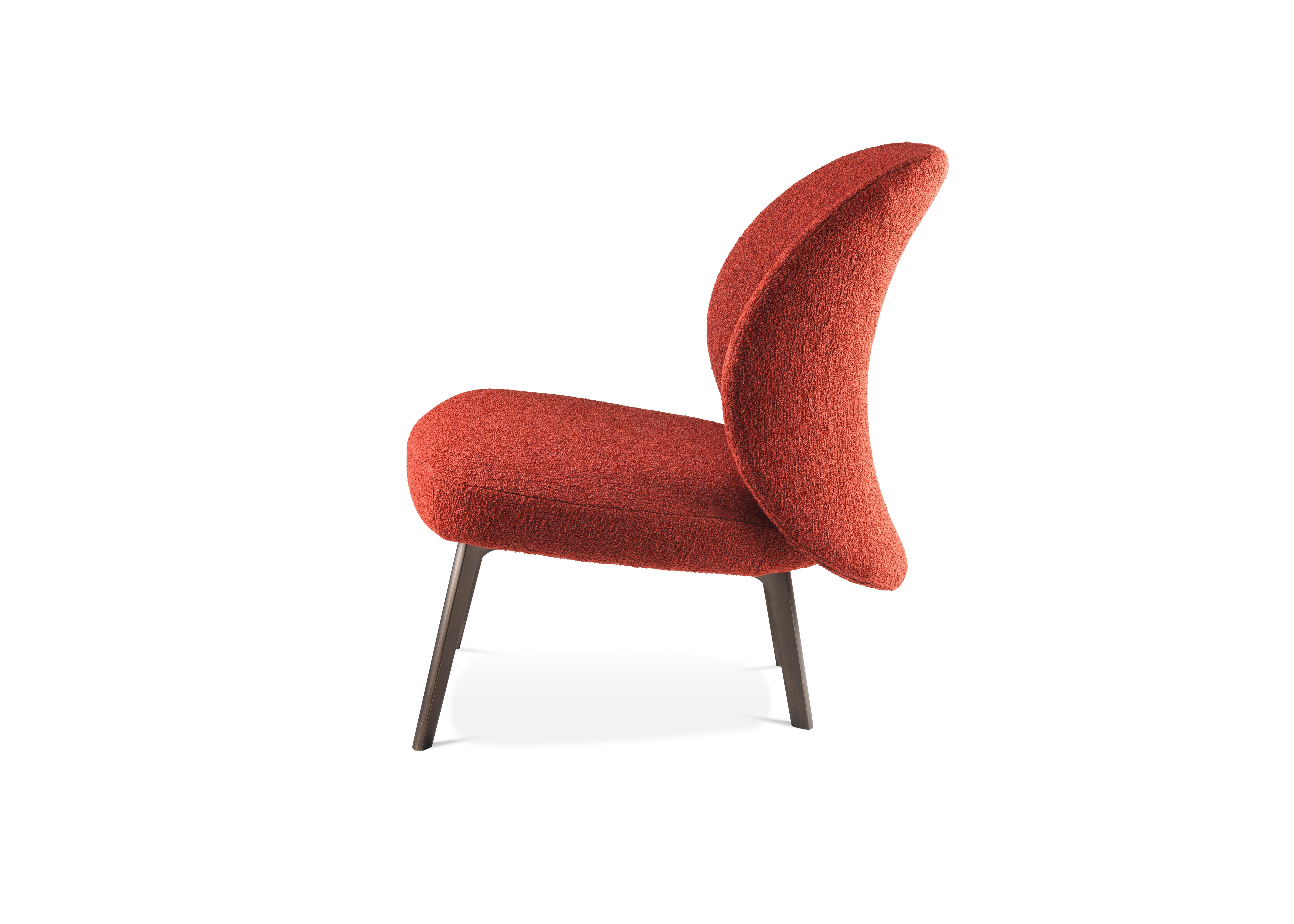Italian HILLARY Easy chair, Made in Italy For Sale