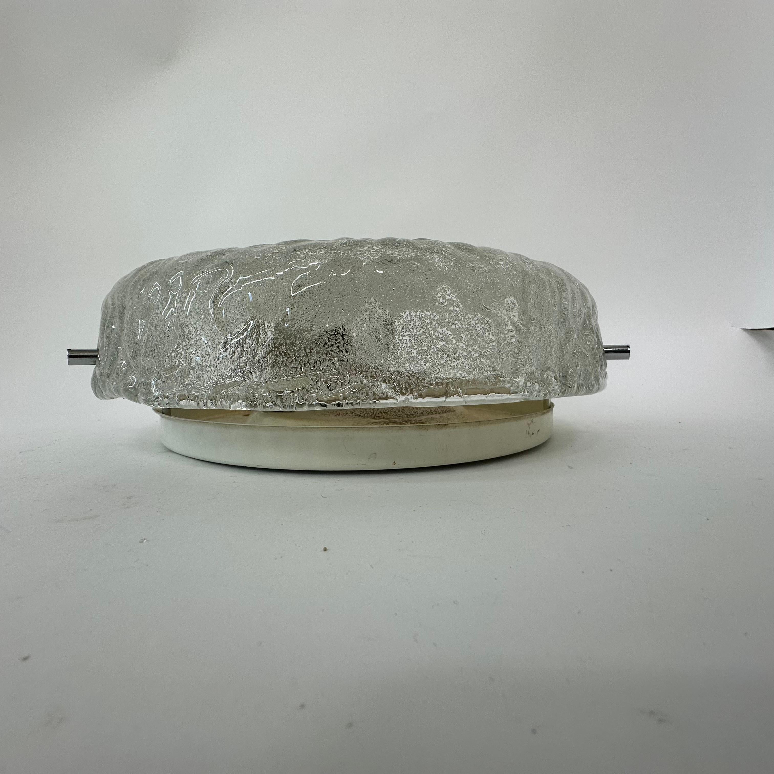 Fin du 20e siècle Plafonnier en verre glacé à bulles Hillebrand, années 1970 en vente