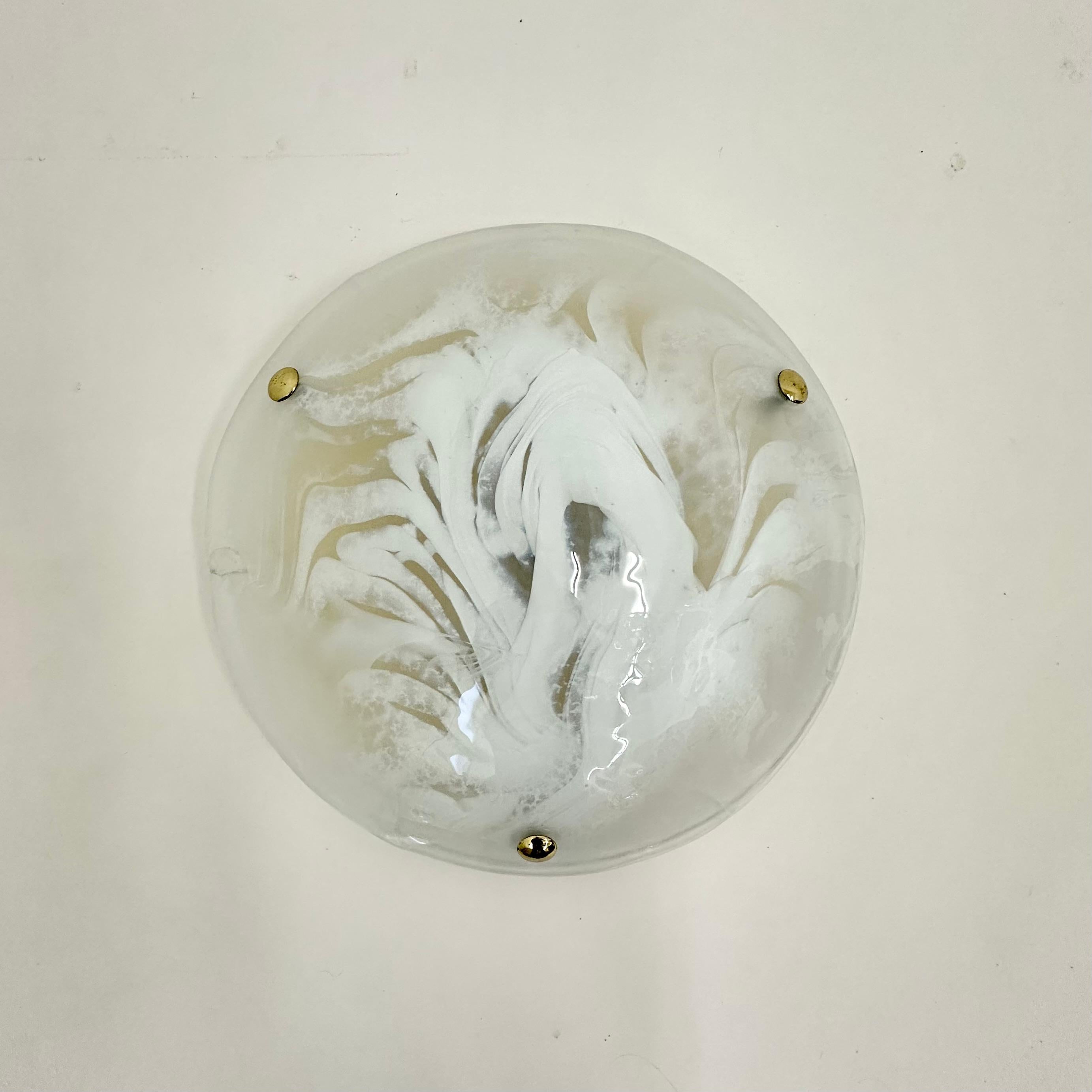 Lampada da soffitto in vetro Hillebrand , anni '70 In condizioni buone in vendita a Delft, NL
