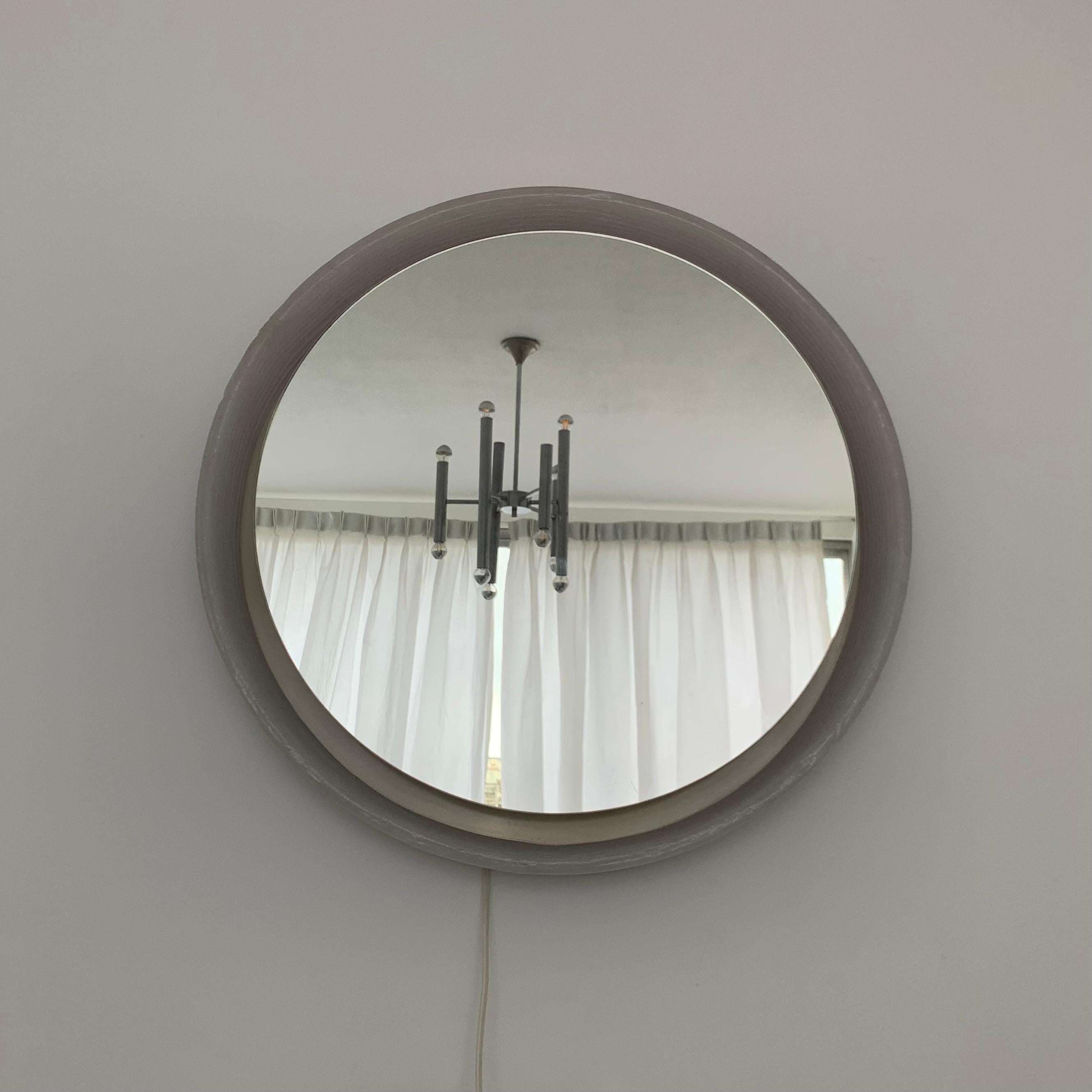 Miroir Hillebrand en lucite avec rétro-éclairage, années 1970 en vente 5