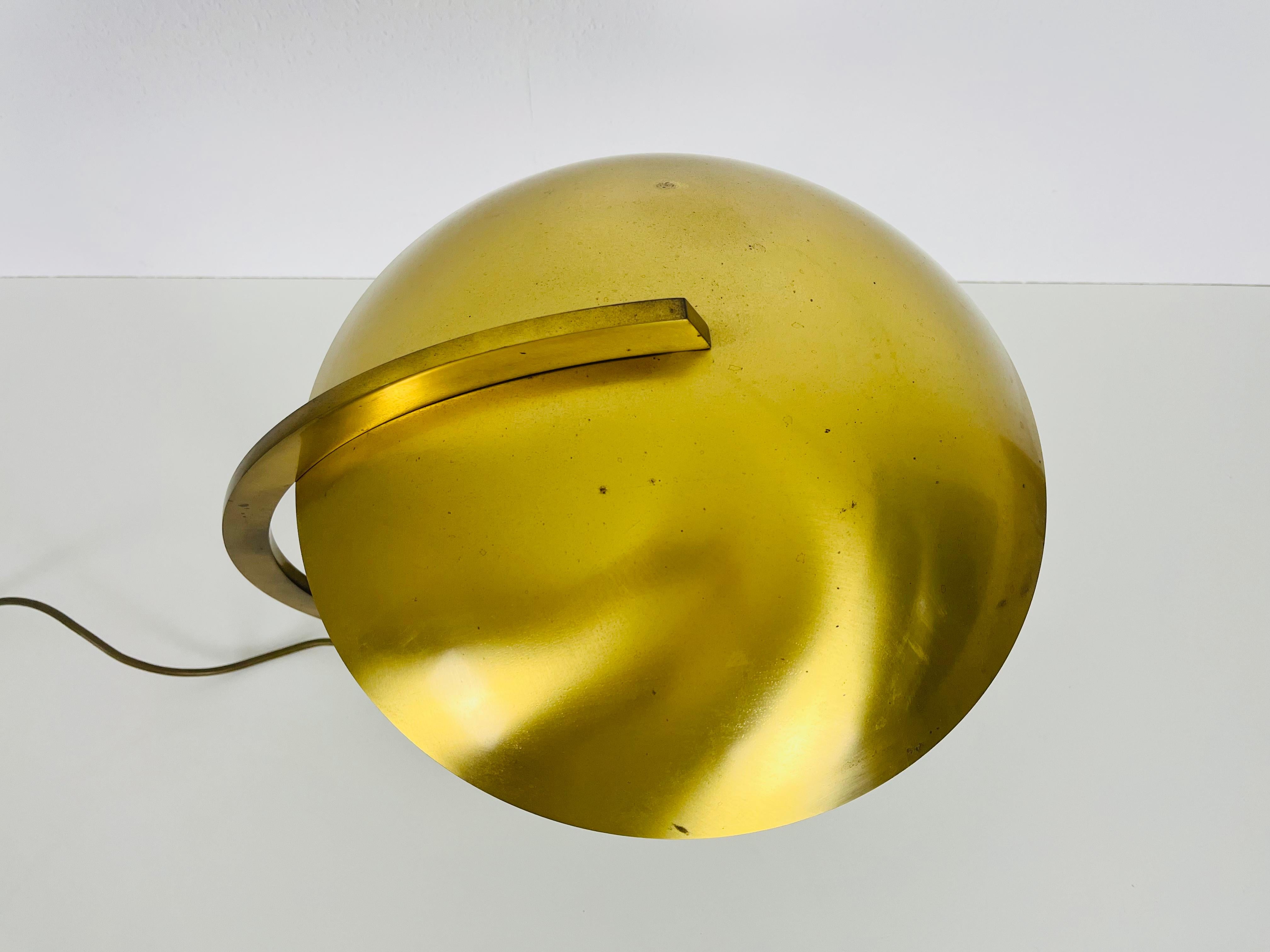 Hillebrand Lampe de table en laiton massif du milieu du siècle, années 1960, Allemagne en vente 1