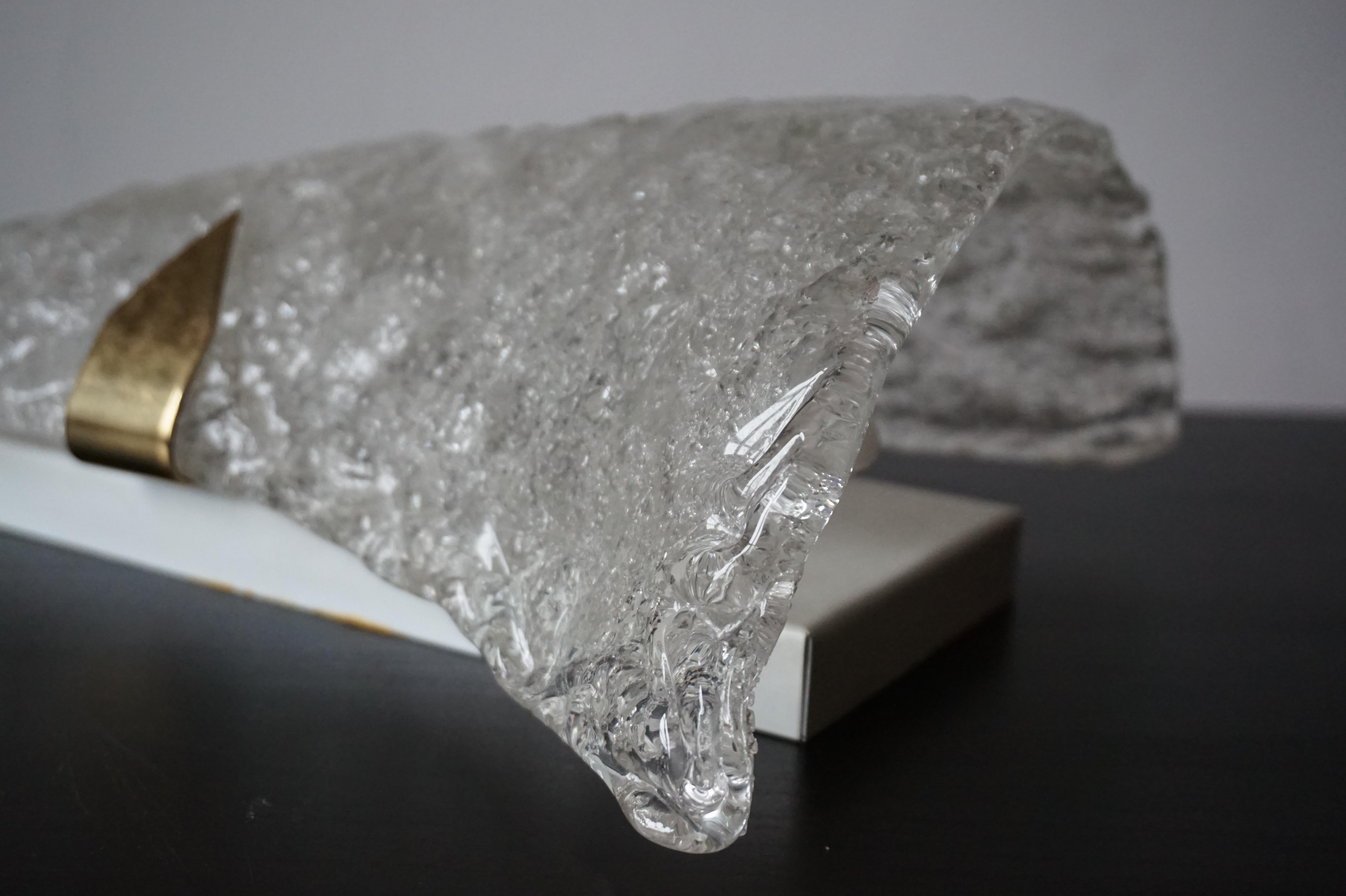 Lampada da parete in vetro ghiaccio di Murano di Egon Hillebrand, 1960 in vendita 2