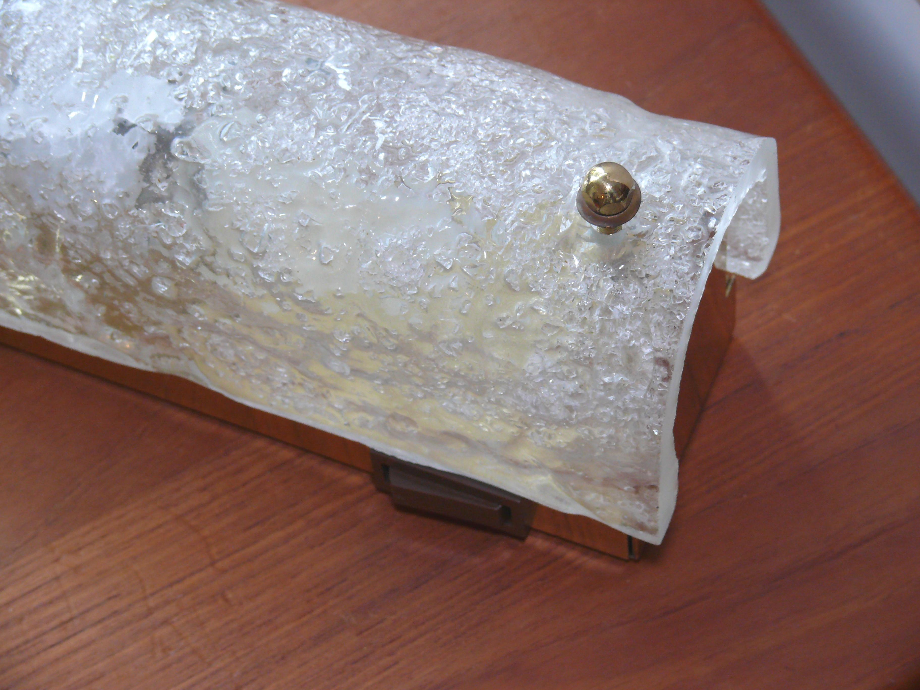 Late 20th Century Hillebrand Murano / iceglass wall lamp -  1970s For Sale