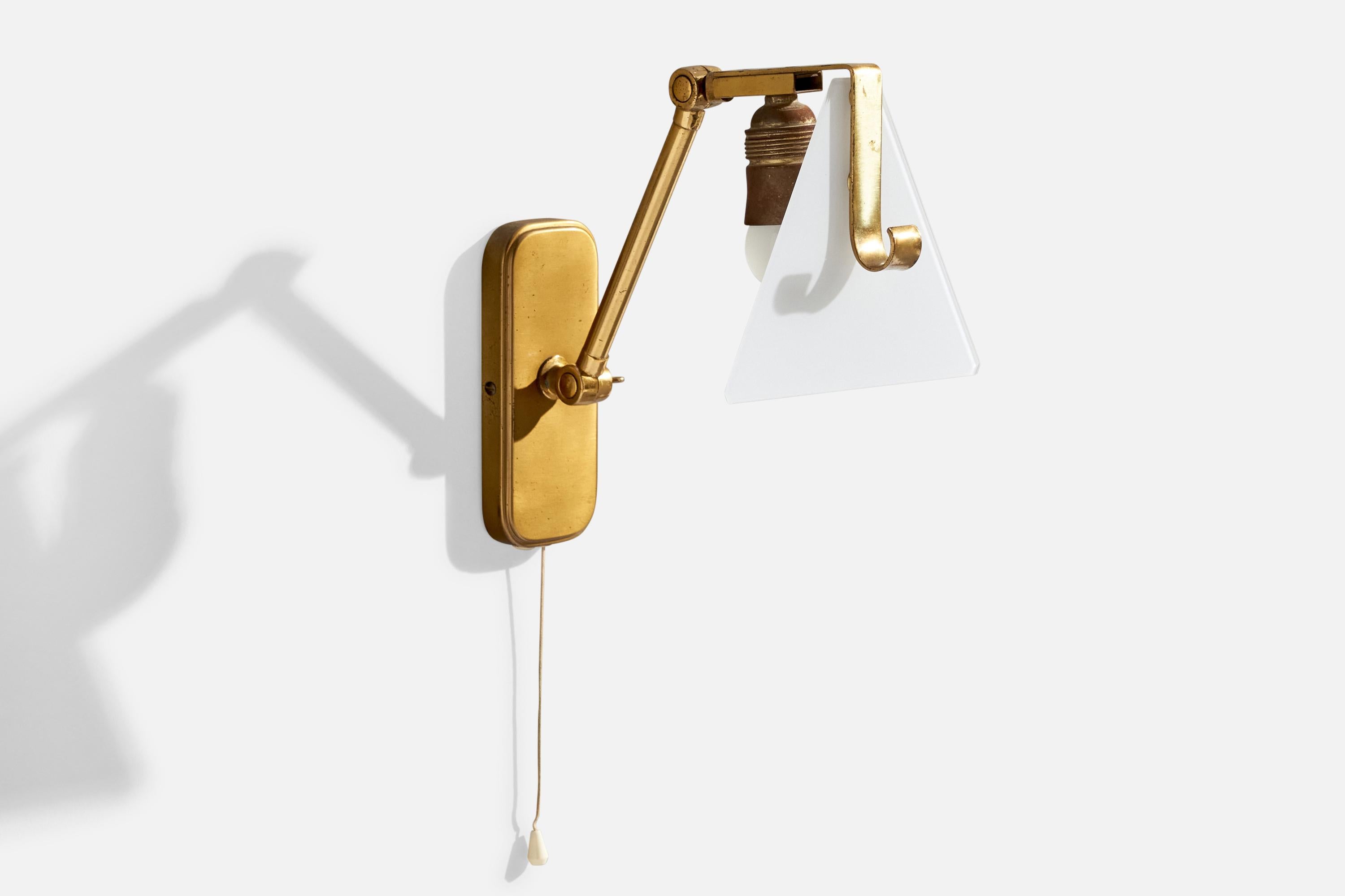 Hillebrand, Wall Lights, Messing, Glas, Deutschland, 1950er Jahre im Zustand „Gut“ im Angebot in High Point, NC