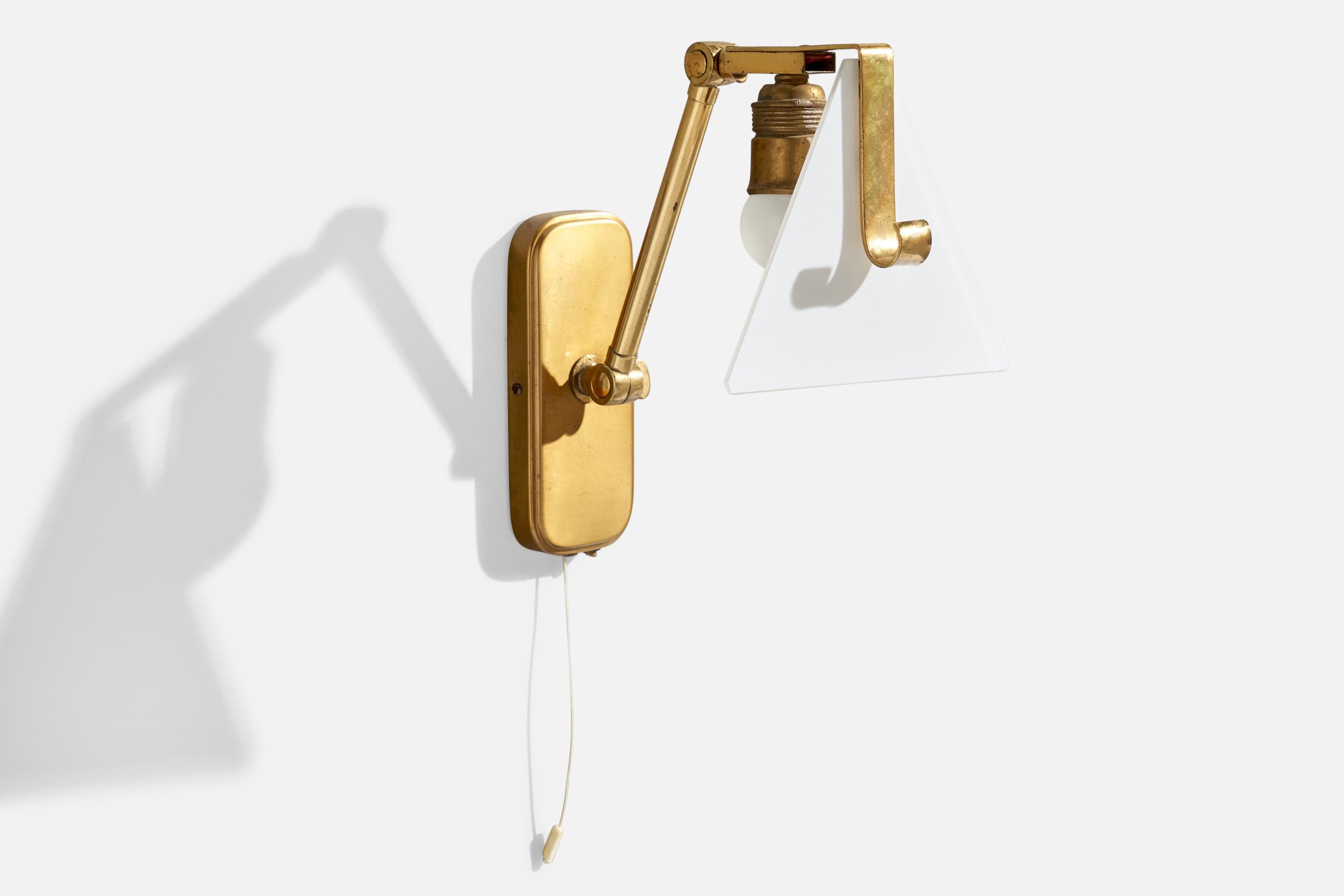 Hillebrand, Wall Lights, Brass, Glass, Germany, 1950s In Good Condition For Sale In High Point, NC