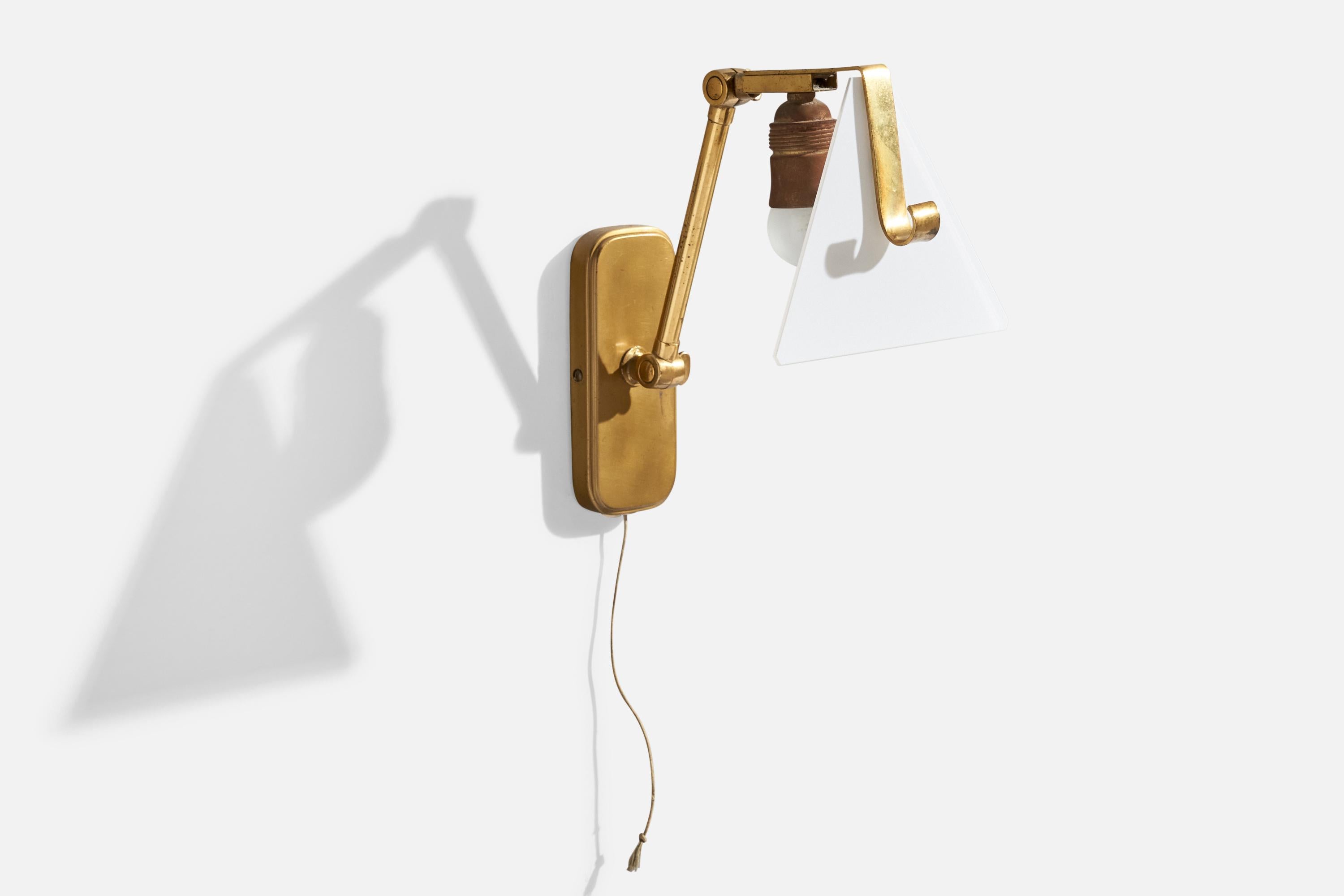 Hillebrand, Wall Lights, Brass, Glass, Germany, 1950s In Good Condition For Sale In High Point, NC