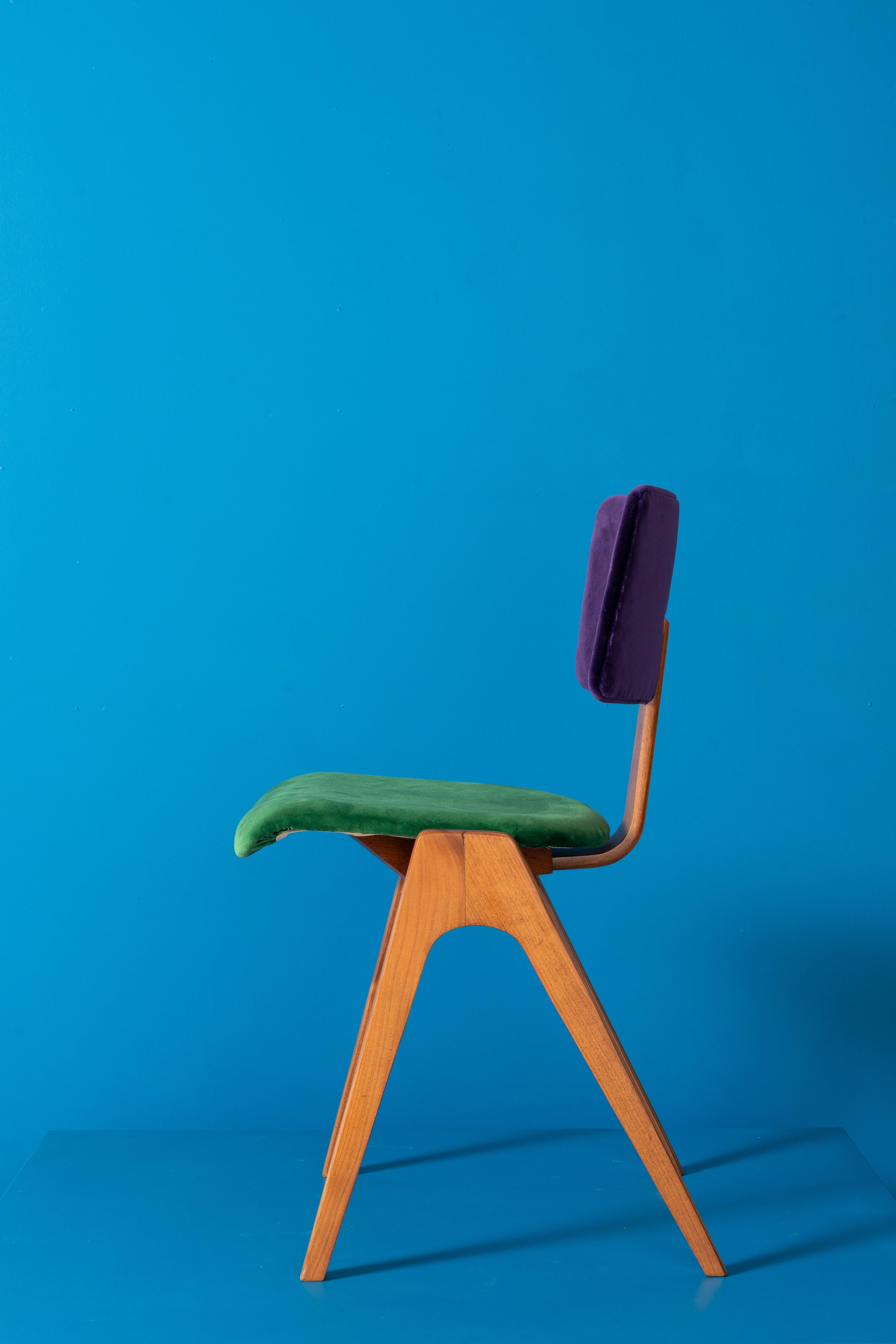 Britannique Hillestack Chair - Lucienne and Robin Day en vente