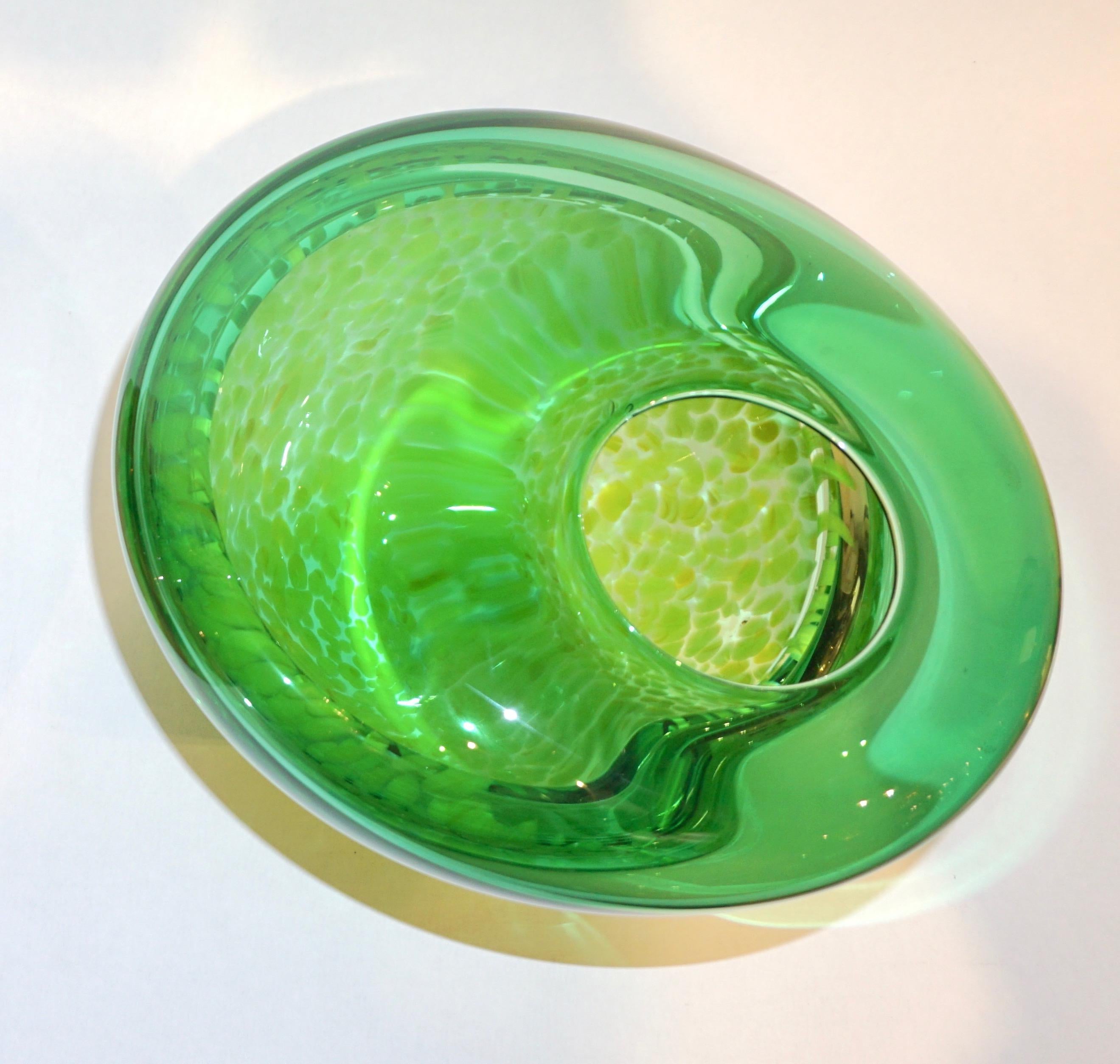 Hilton McConnico by Formia 1990s Italian Green Spotted Murano Art Glass Vase 1