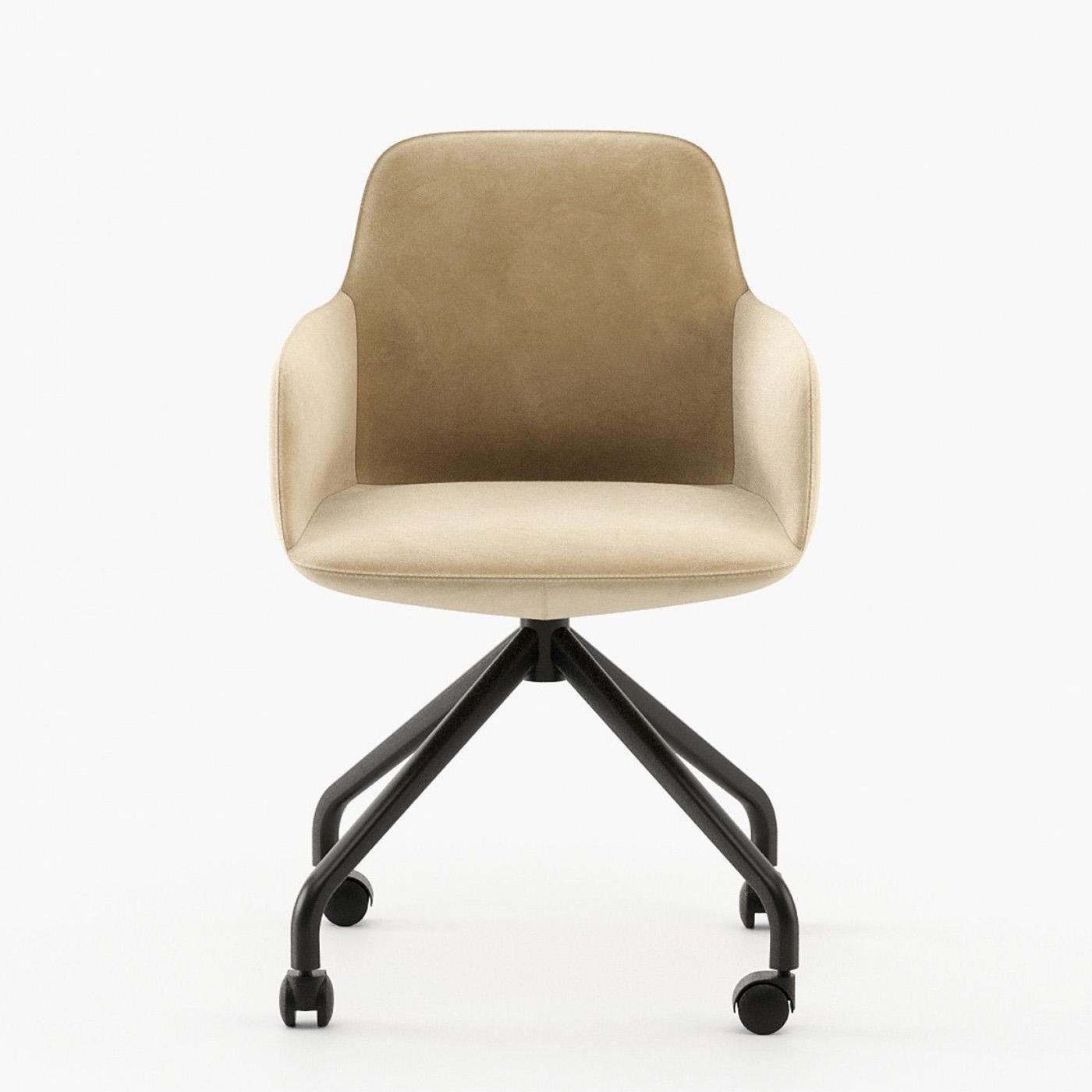 Armchair Hilton Office with seat with wooden structure
upholstered and covered with beige velvet fabric. With
swivel base in stainless steel in matte black finish, base
with rotative casters.
Also available on request with other fabric colors.