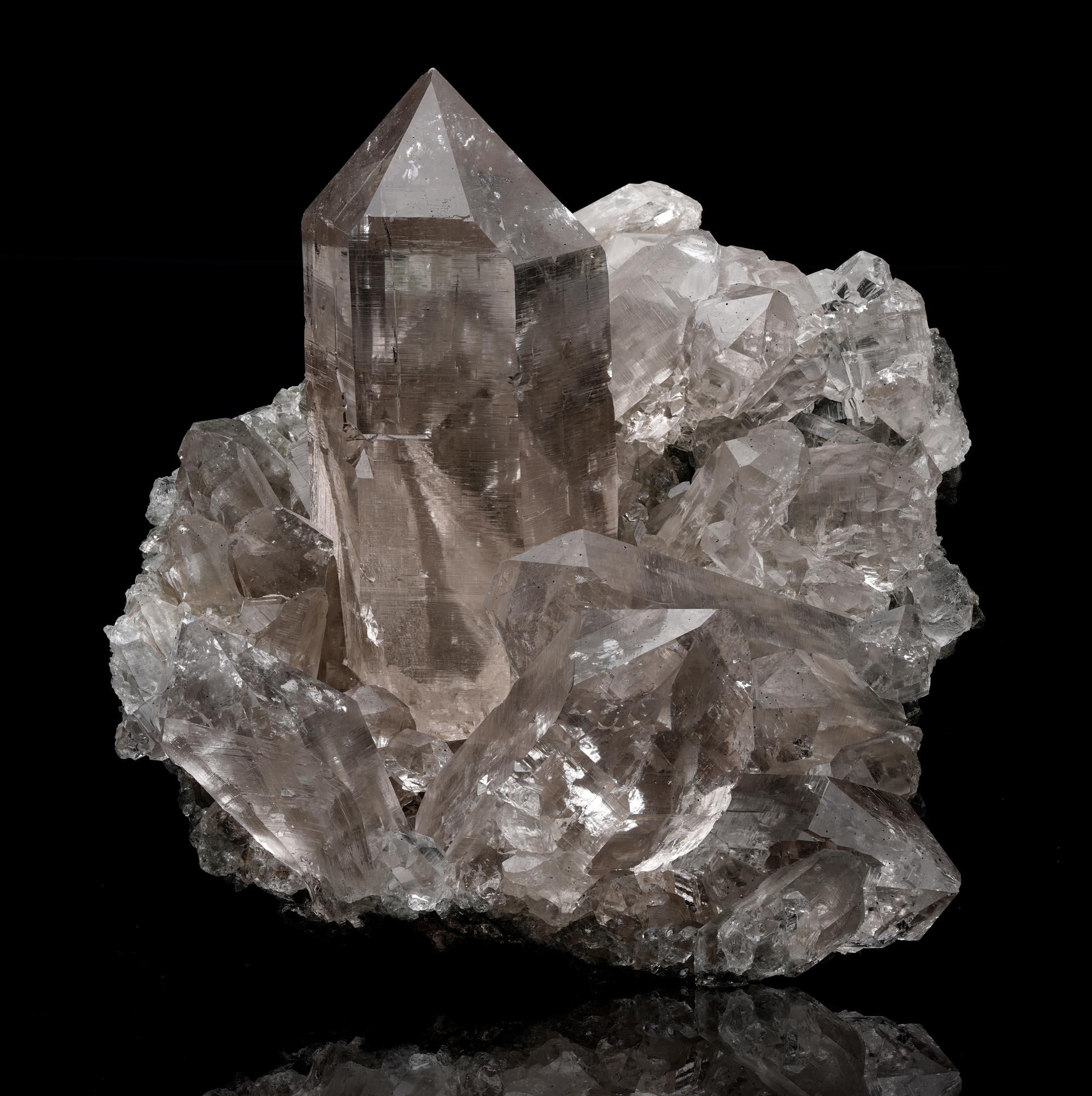 XXI secolo e contemporaneo Cluster di quarzo clorito dell'Himalaya in vendita