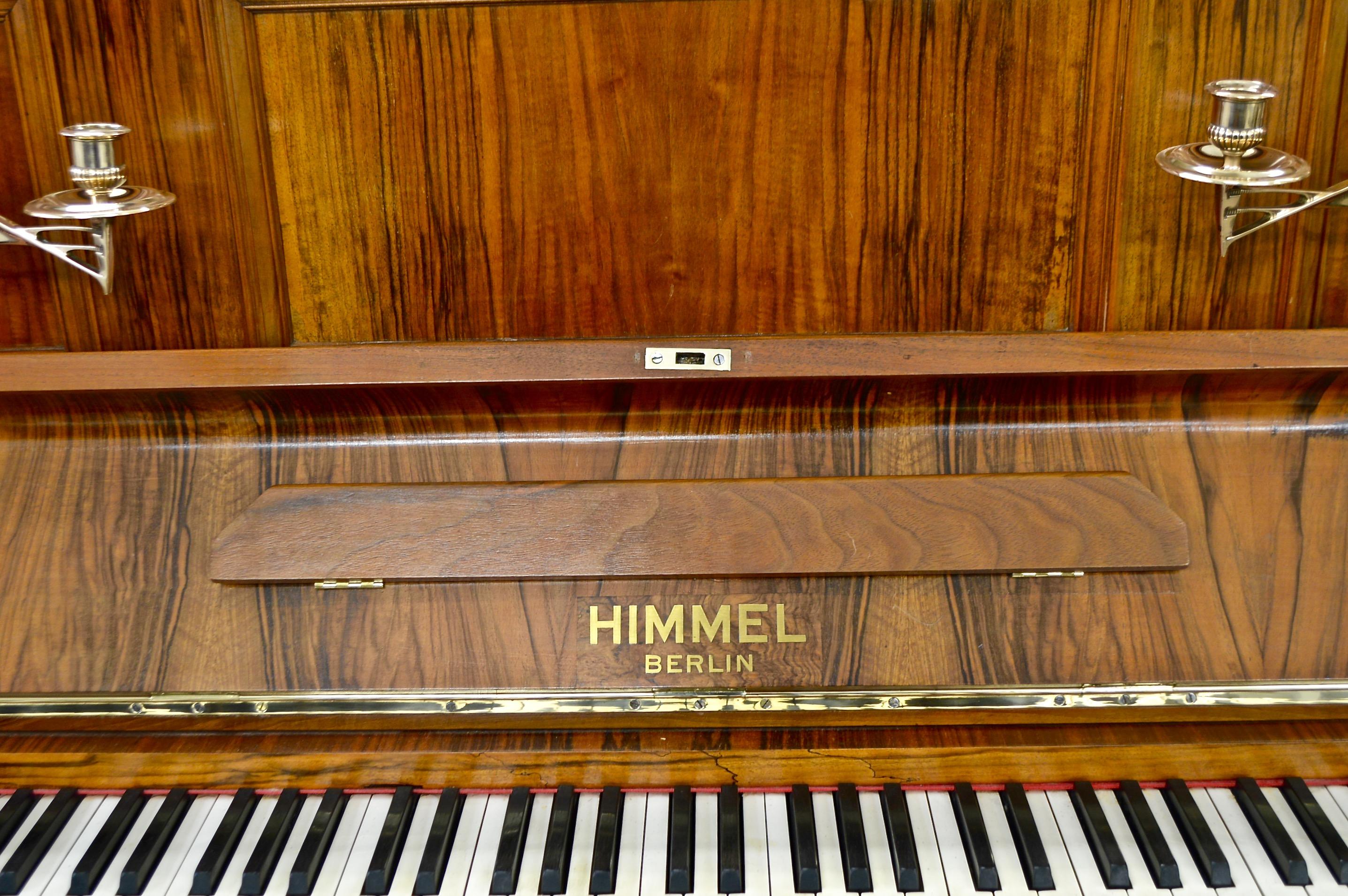 Himmel Berlin Piano in Burl Walnut 3