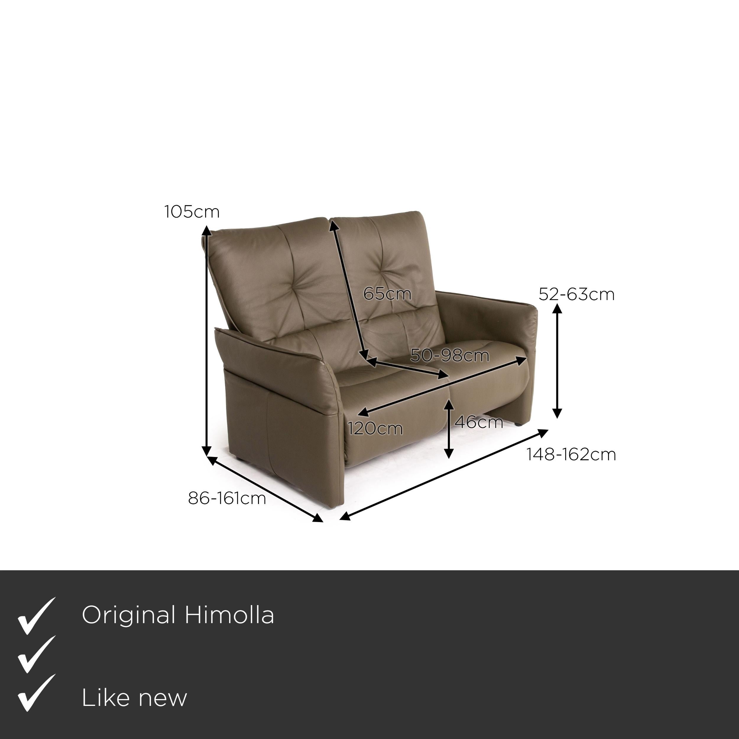 We present to you a Himolla Cumuly leather sofa olive green gray green two-seater function relax.
 

 Product measurements in centimeters:
 

Depth: 86
Width: 148
Height: 105
Seat height: 46
Rest height: 52
Seat depth: 50
Seat width: