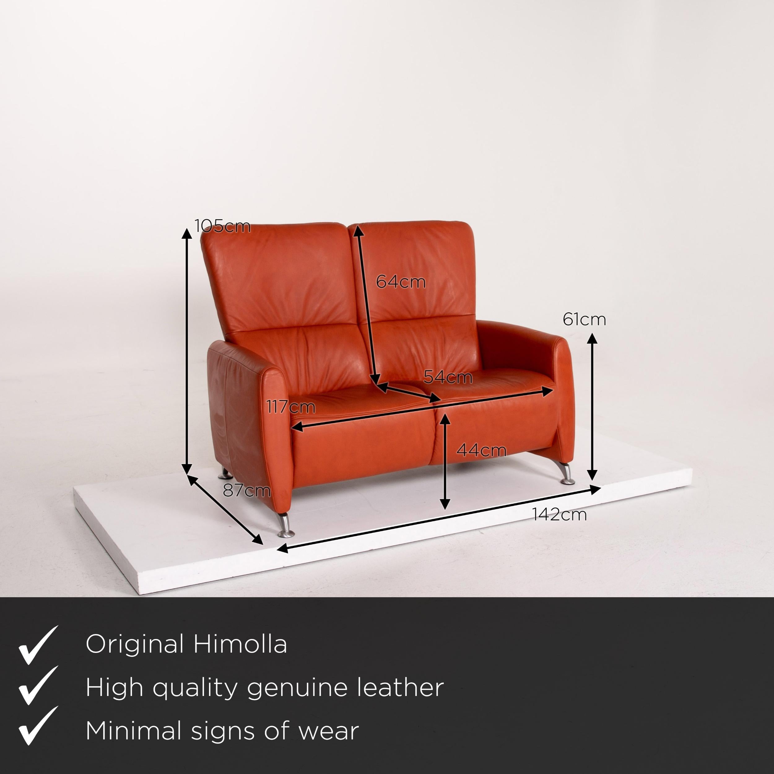 We present to you a Himolla Cumuly leather sofa orange two-seat couch.

 

 Product measurements in centimeters:
 

Depth 87
Width 142
Height 105
Seat height 44
Rest height 61
Seat depth 54
Seat width 117
Back height 64.