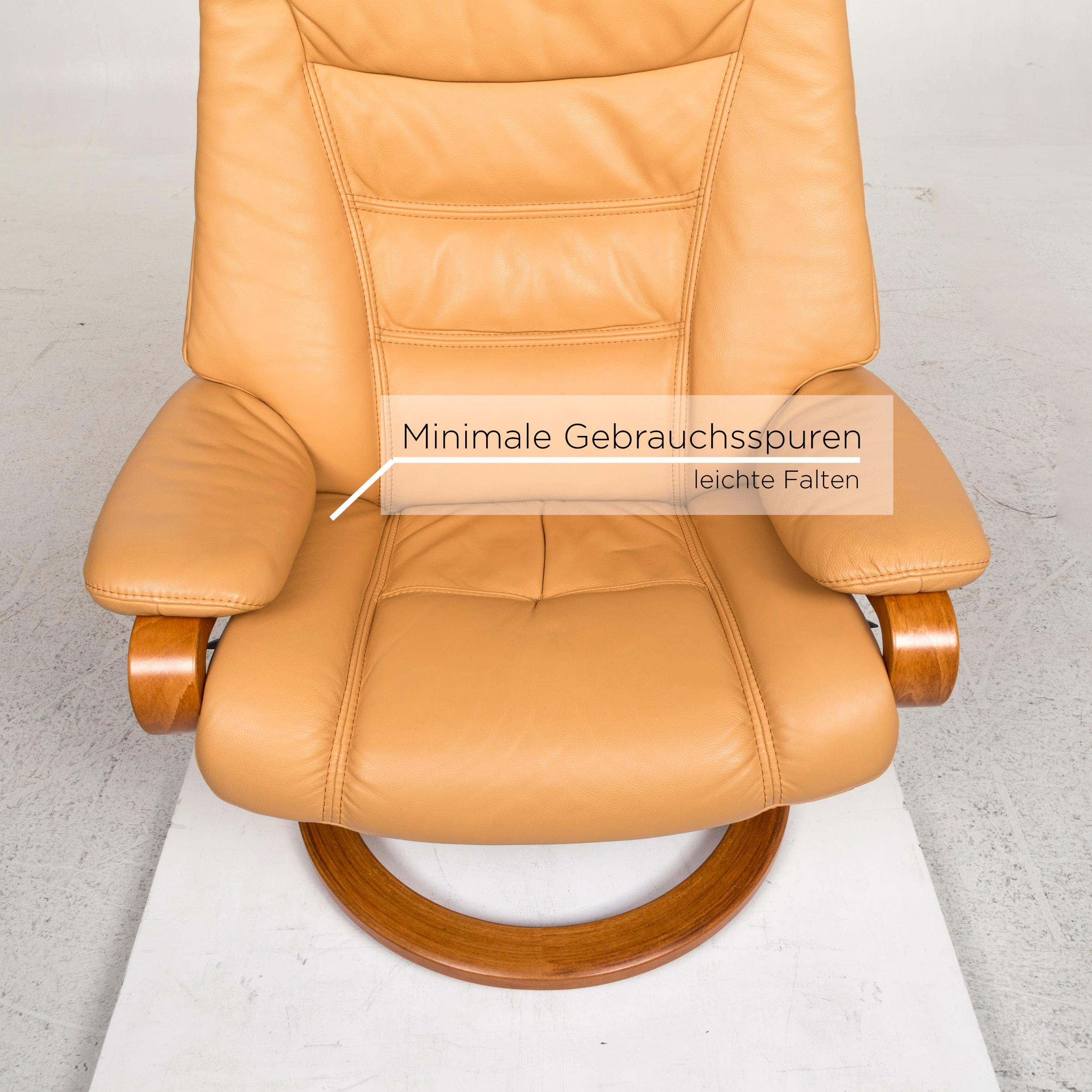 Himolla Leather Armchair Beige Relax Function Relax Armchair In Good Condition In Cologne, DE
