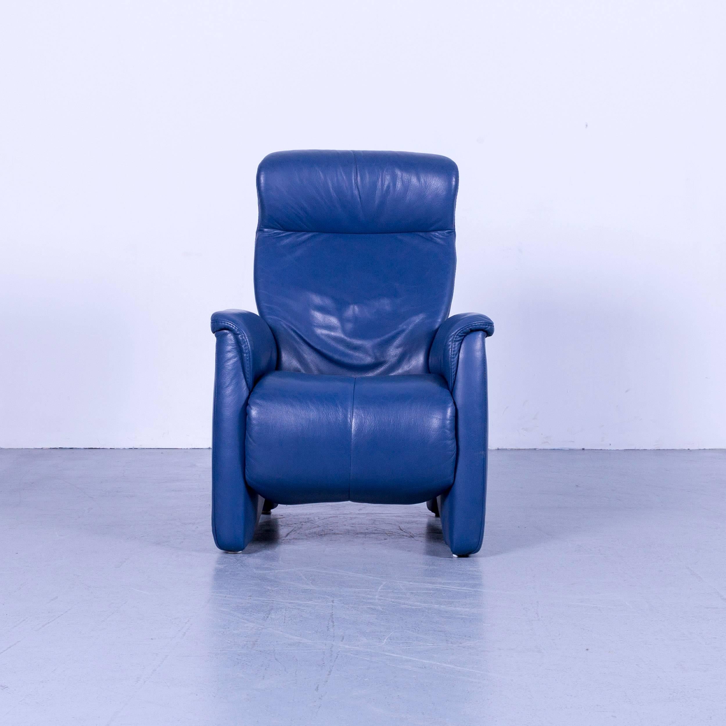 We bring to you an Himolla leather armchair blue one-seat recliner.


































 