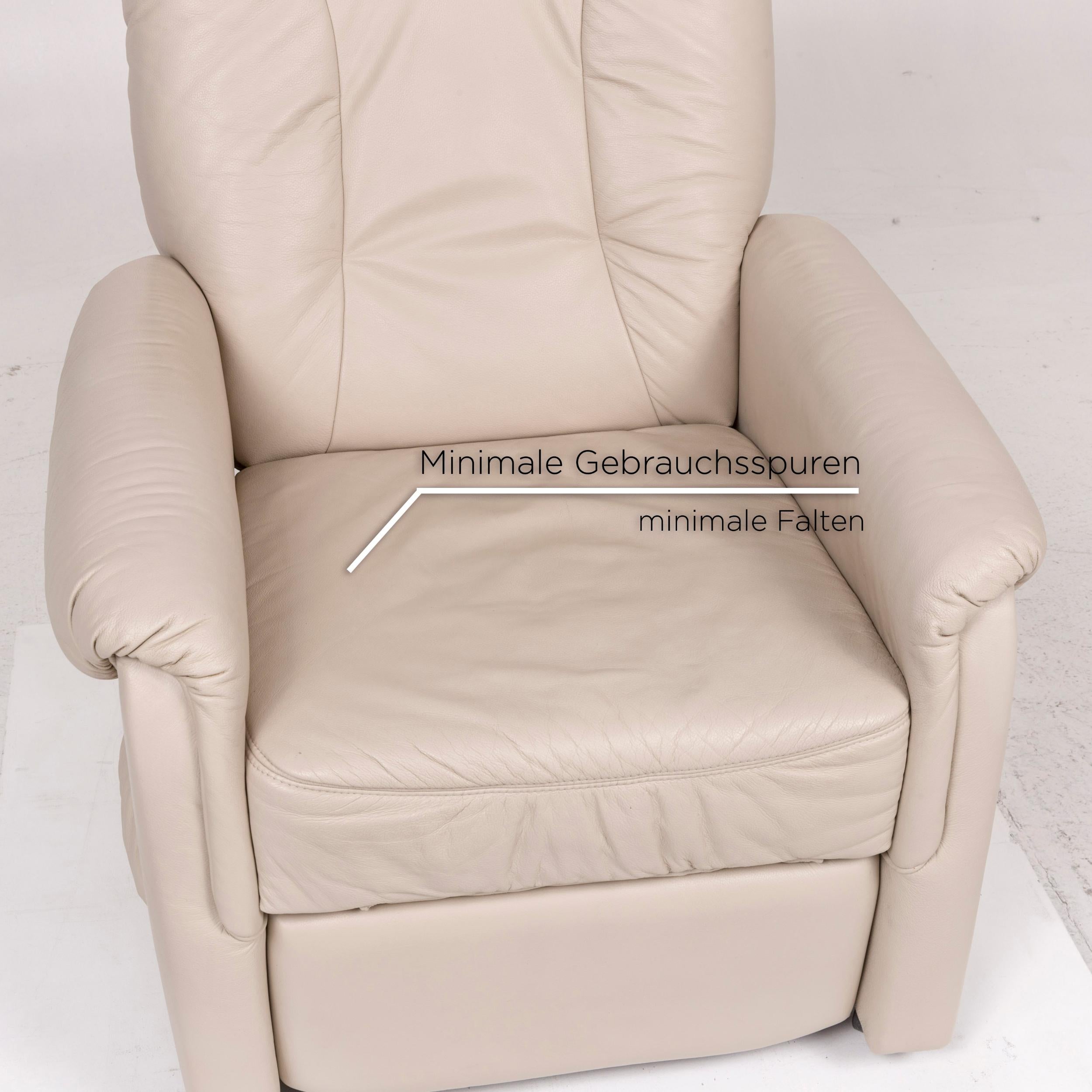Contemporary Himolla Leather Armchair Cream Electric Relax Function Function Stand-Up Aid For Sale