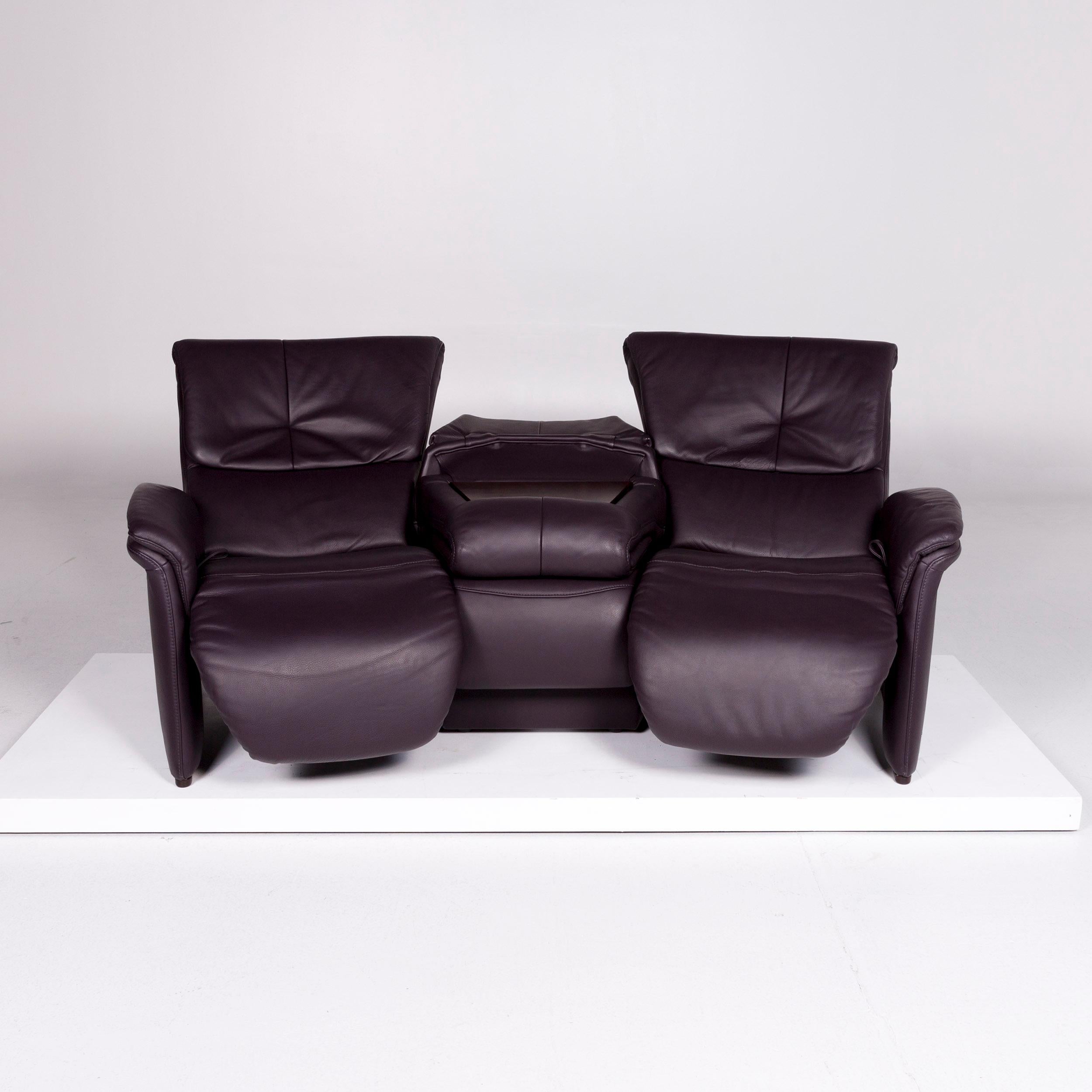 We bring to you a Himolla leather sofa purple eggplant two-seat function relax function couch.
 
 Product measurements in centimeters:
 
Depth 106
Width 207
Height 107
Seat-height 46
Rest-height 62
Seat-depth 54
Seat-width 160
Back-height