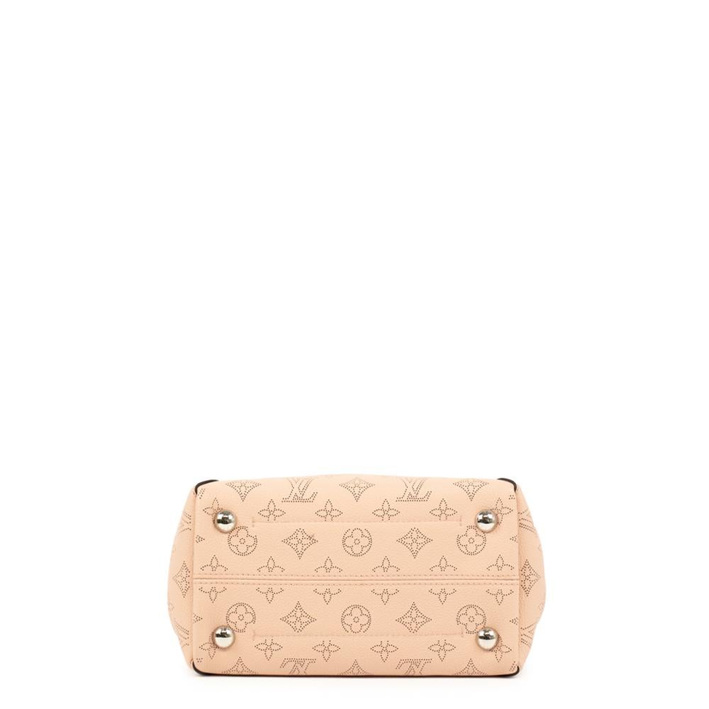 hina louis vuitton