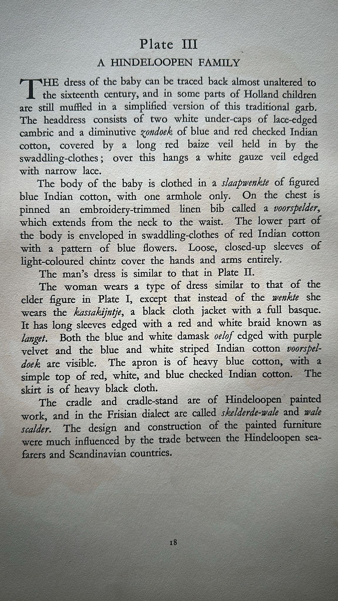 Hindeloopen-Familie mit bemalter Schöpfkelle, niederländischer Kostüm, 1932 im Angebot 3